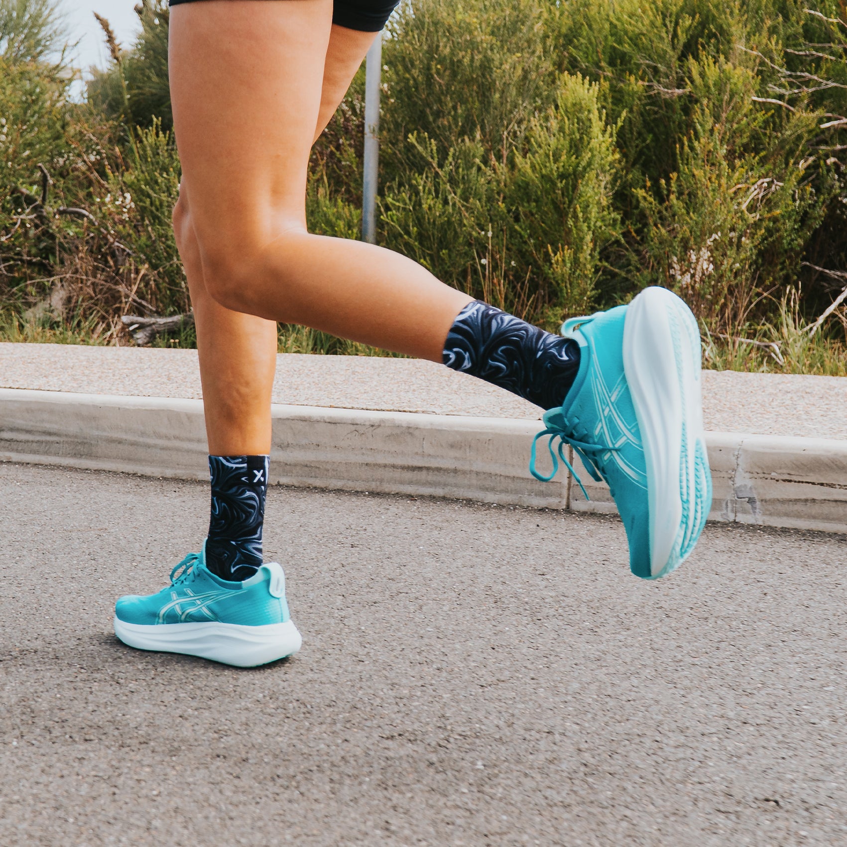 ASICS GEL-Nimbus 27 Women's Running Shoes - Lightweight Cushioned Sneakers for Jogging, Gym Workouts & Daily Walking