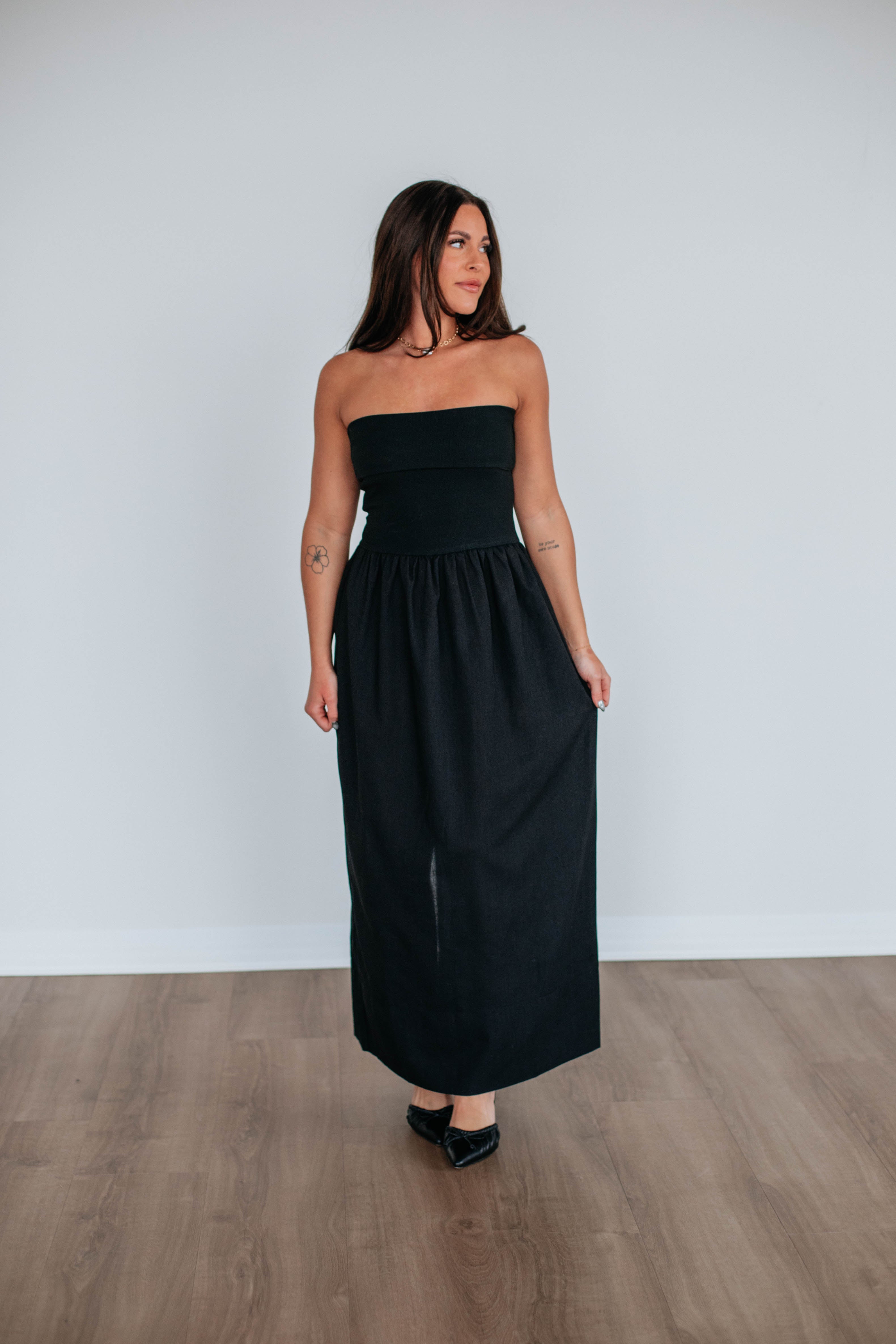Hit The Resort Dress - Black | Stylish Summer Beach Dress for Women | Perfect for Vacations, Resorts & Tropical Getaways