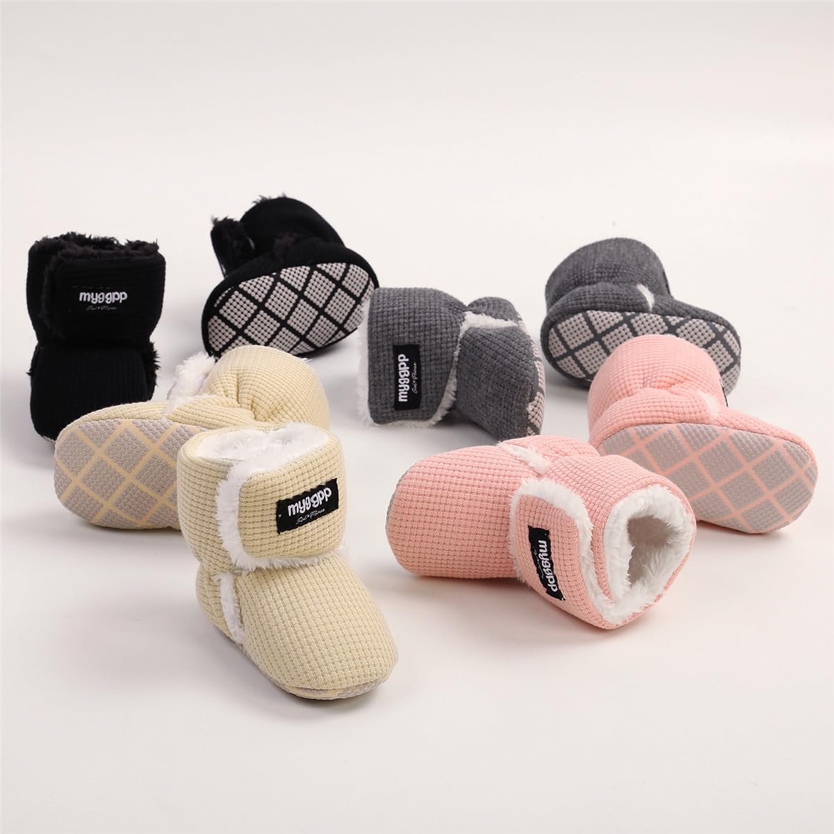 Ohwawadi Baby Boots for Boys & Girls - Cozy Fleece Winter Slippers & Snow Boots, Warm Infant Shoes for Newborn Toddlers - Perfect for Indoor Play, Outdoor Walks & Cold Weather Protection