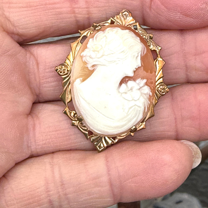 Vintage Hand Carved Shell Cameo Brooch Pin - 14K Gold Filled Antique Jewelry for Women - Perfect for Weddings, Parties & Vintage Fashion Collections