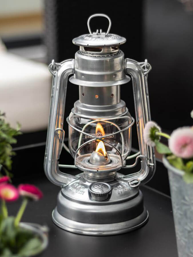 Feuerhand Baby Special 276 Hurricane Lantern - Vintage Outdoor Camping Light for Emergency, Garden, Patio & Power Outages