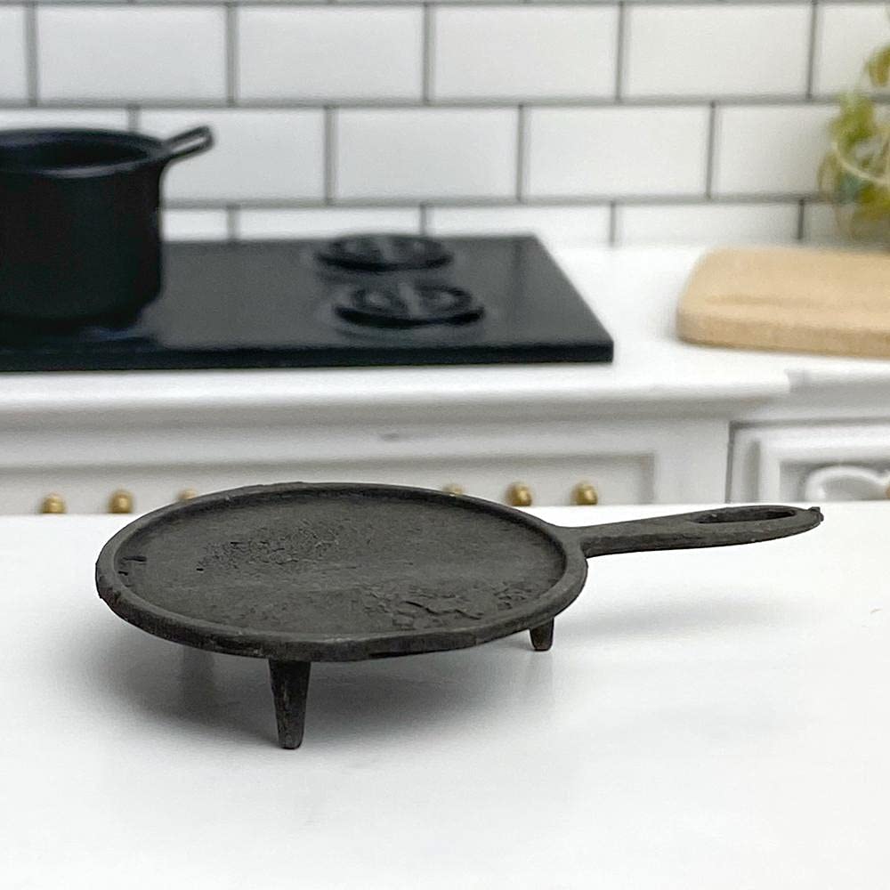 Mini Griddle with Handle - Dollhouse Kitchen Accessory for Play & Display