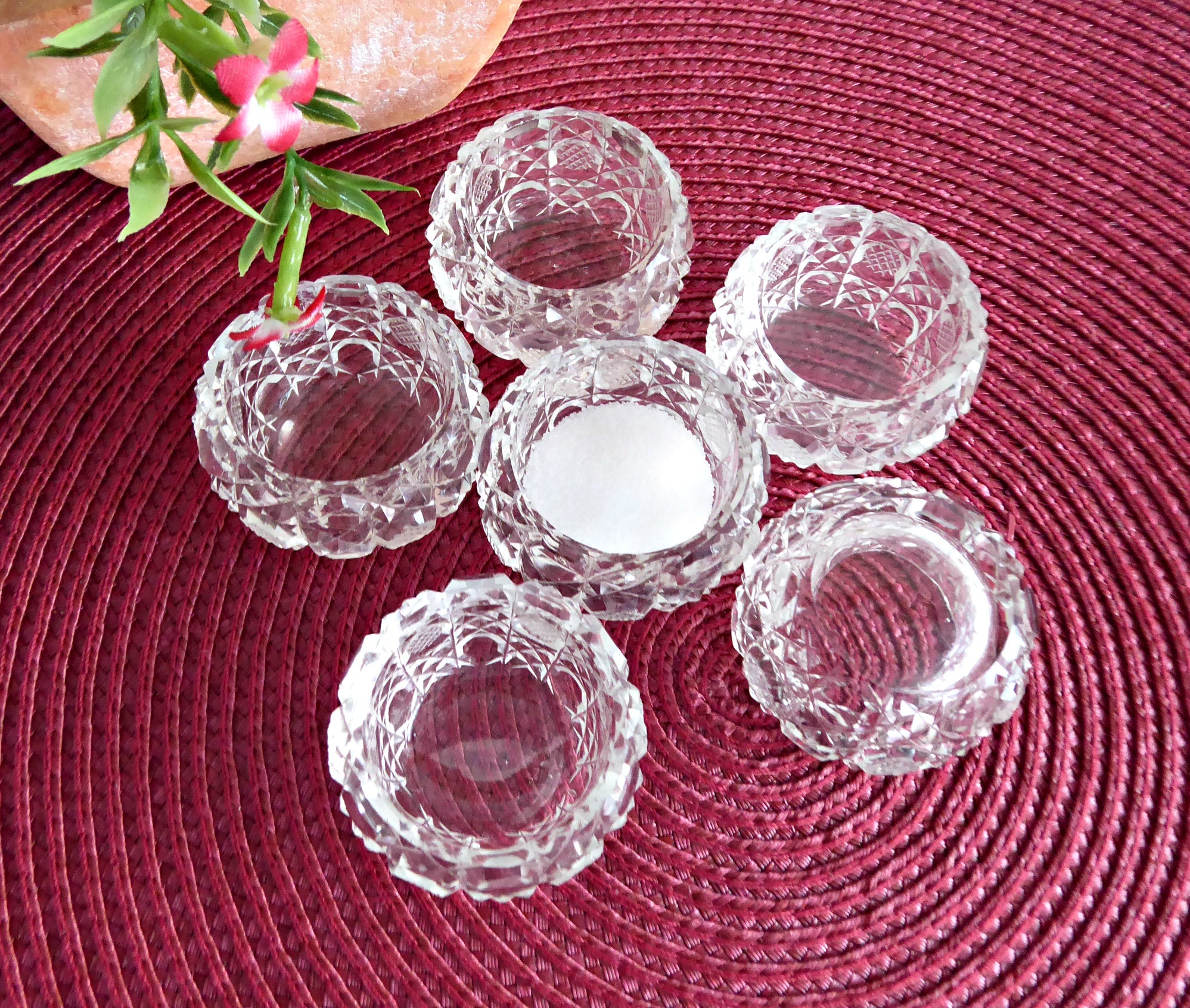 6-Piece Edwardian Open Salt Cellars Set - Faceted Crystal Salt Dishes with Waffle Button Diamond Design for Elegant Dining & Table Decor
