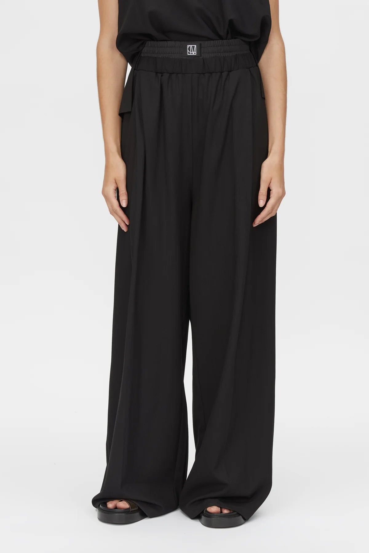 Aura Pant Black - High Waisted Stretch Yoga Pants for Women - Perfect for Yoga, Workouts & Lounge Wear