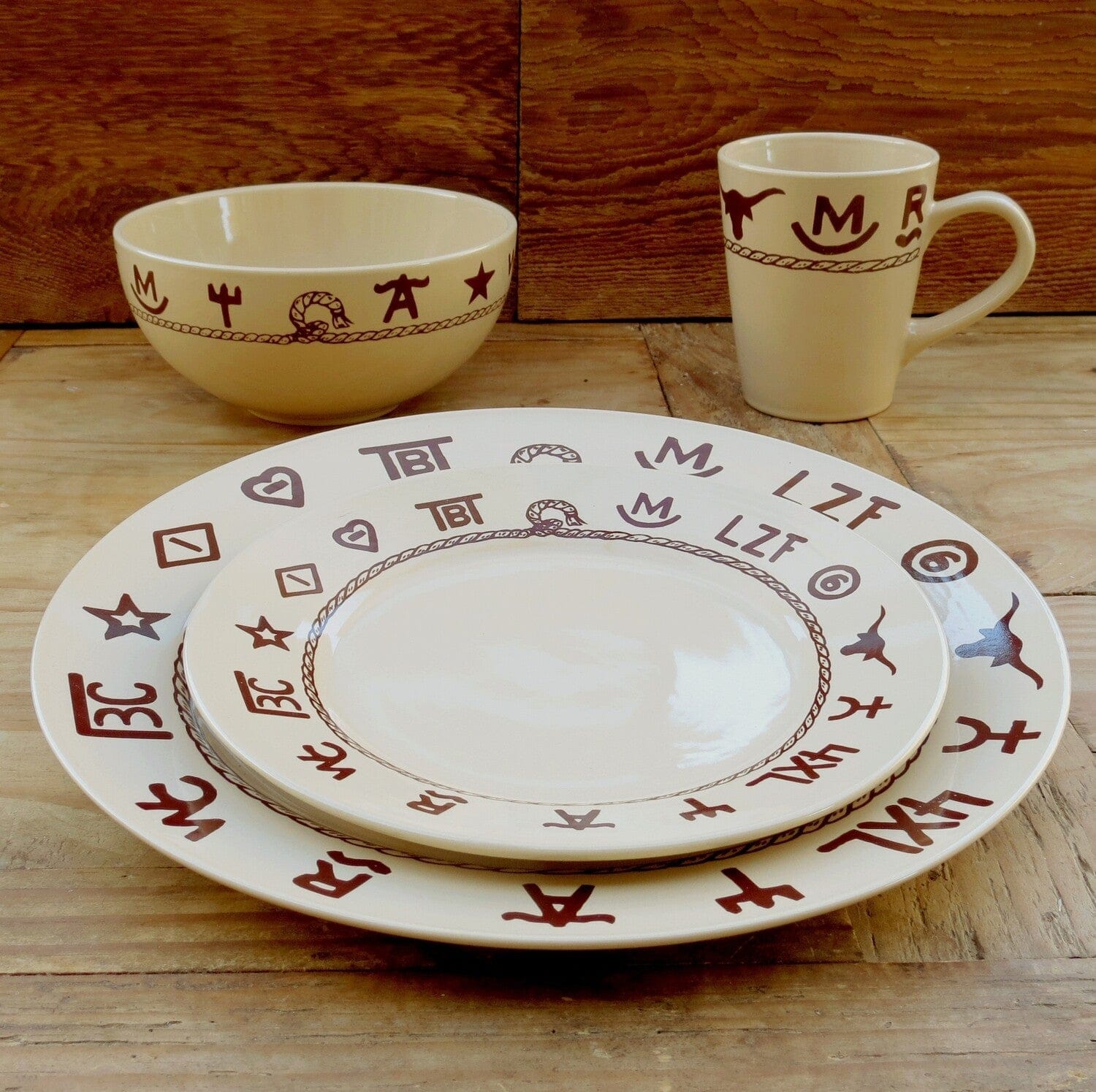 Premium Western Dinnerware Sets - Elegant Individual Plates, Bowls & Cutlery for Fine Dining & Entertaining at Home