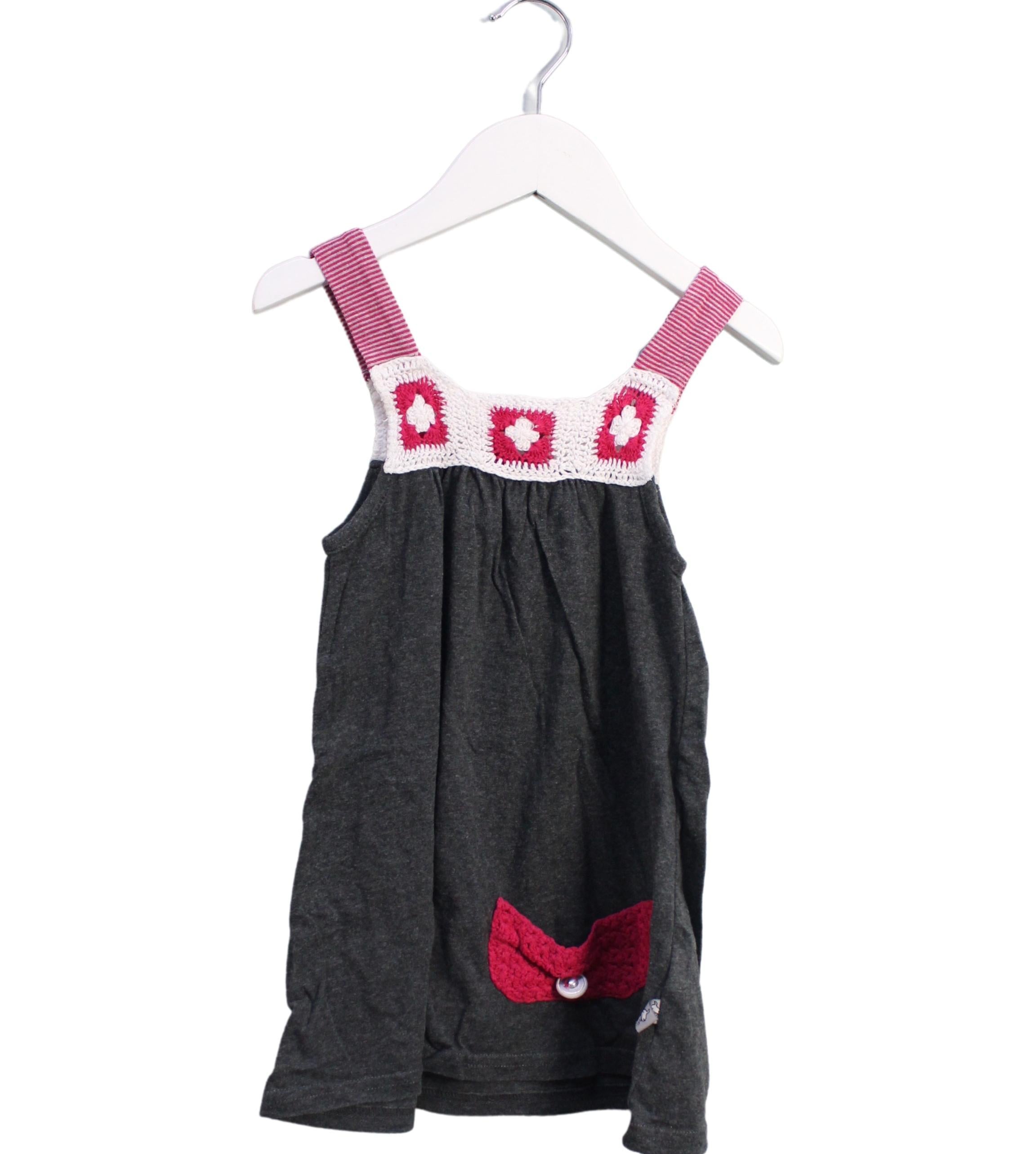 Adorable Sleeveless Dress for Toddlers 2T-3T - Perfect for Summer Playdates & Family Outings