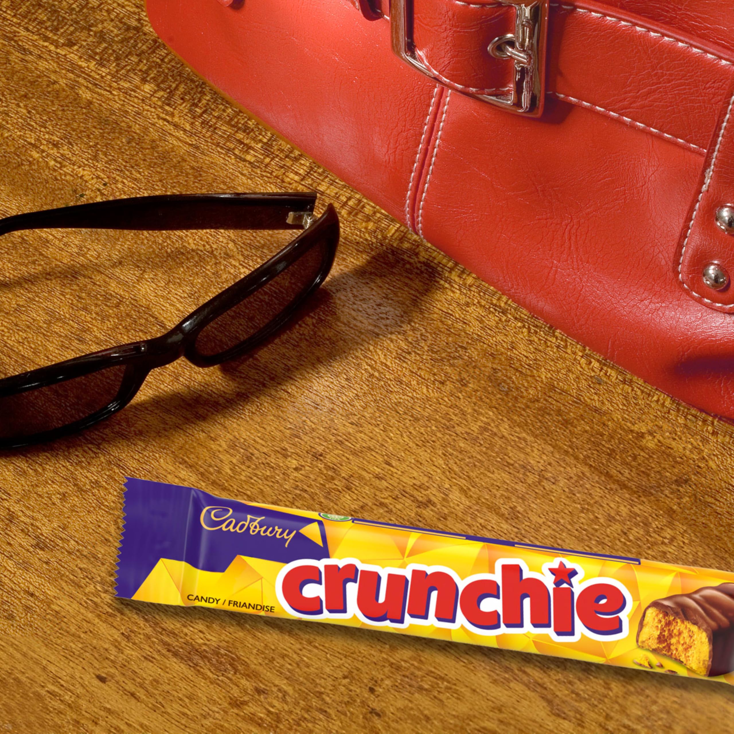 Cadbury Crunchie Full Size Chocolate Candy Bars - 44g Each, Pack of 24 - Individually Wrapped Halloween Treats for Parties, Trick-or-Treating & Gift Baskets | Delicious Honeycomb Toffee Chocolate Snacks