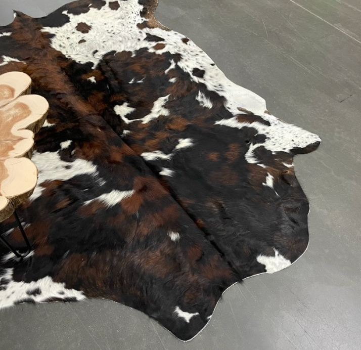 Premium Tri-Color Cowhide Leather - Natural Brown, Black & White Cow Hide for DIY Crafts, Furniture Upholstery & Western Decor | Perfect for Handbags, Belts & Home Decor Projects