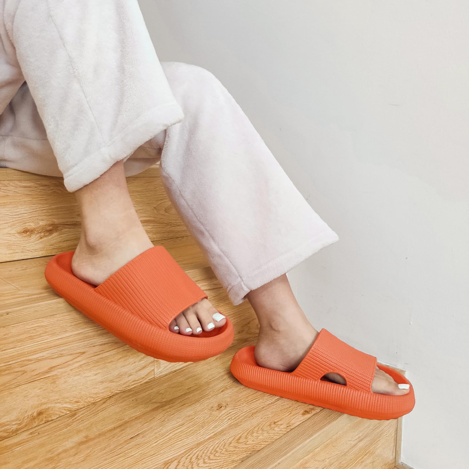 VONMAY Cloud Slides for Men and Women - Quick Drying Pillow Slippers with Non-Slip Sole & Cushioned Support - Perfect for Shower, Pool, Beach, and Indoor Comfort