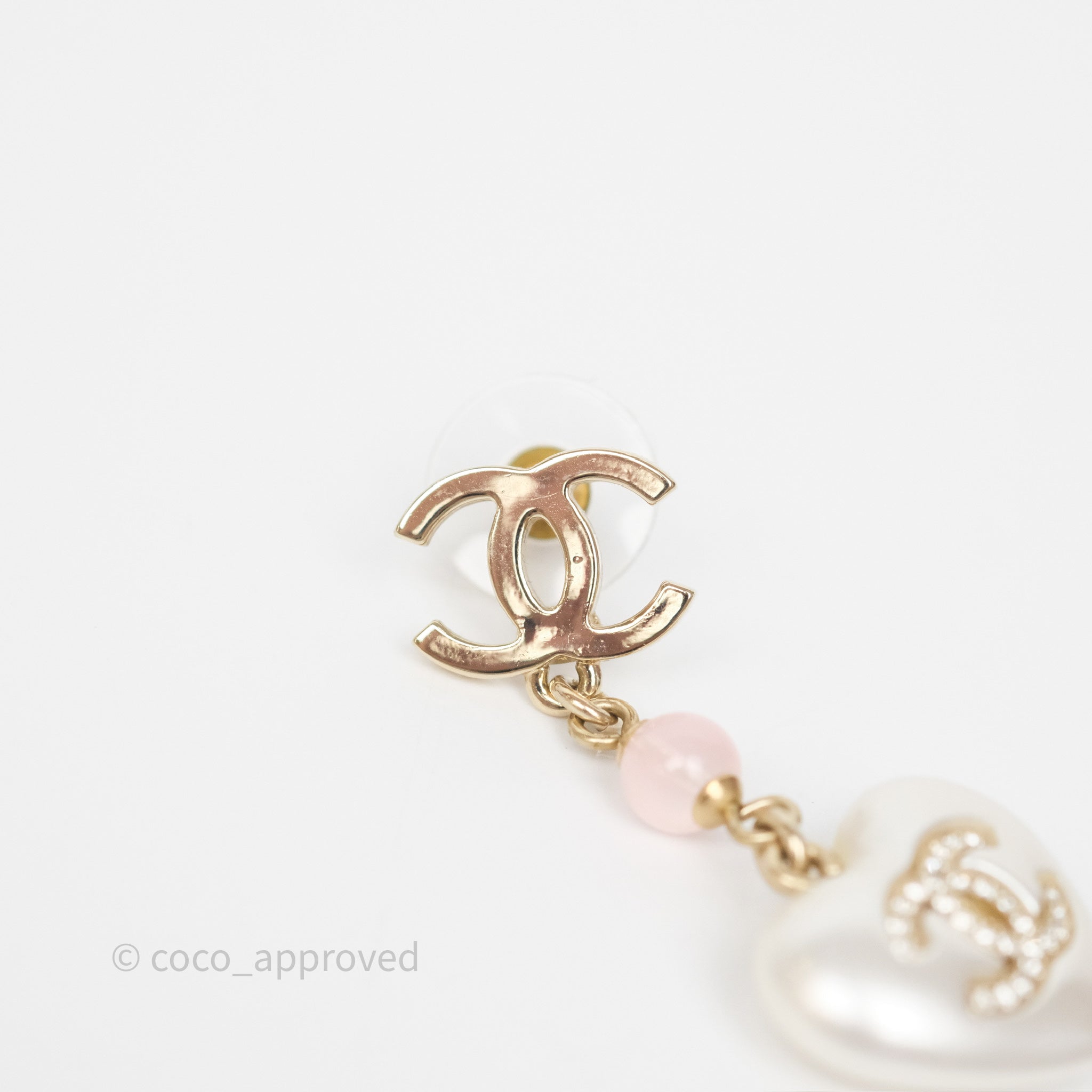 Chanel CC Pink Bead Heart Pearl Crystal Drop Earrings in Gold Tone - Elegant Luxury Jewelry for Women, Perfect for Parties, Weddings & Special Occasions