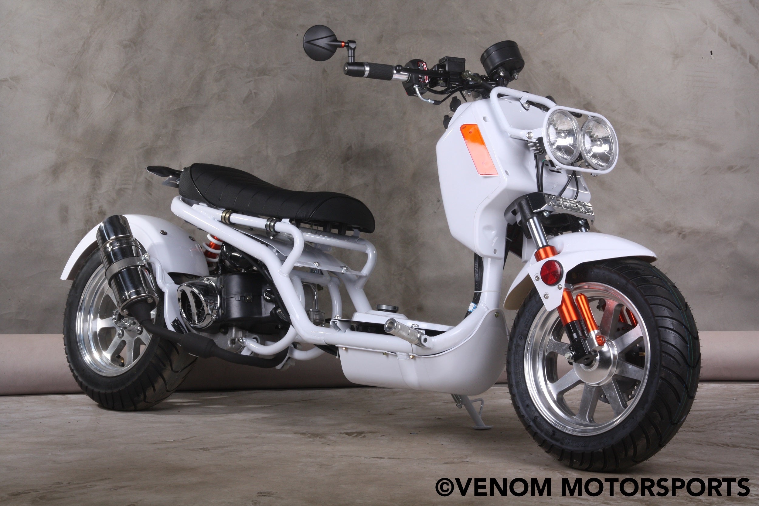 50cc Maddog Scooter Generation 4 - Automatic Transmission Gas Powered Moped for Adults - Perfect for Urban Commuting & Short Distance Travel