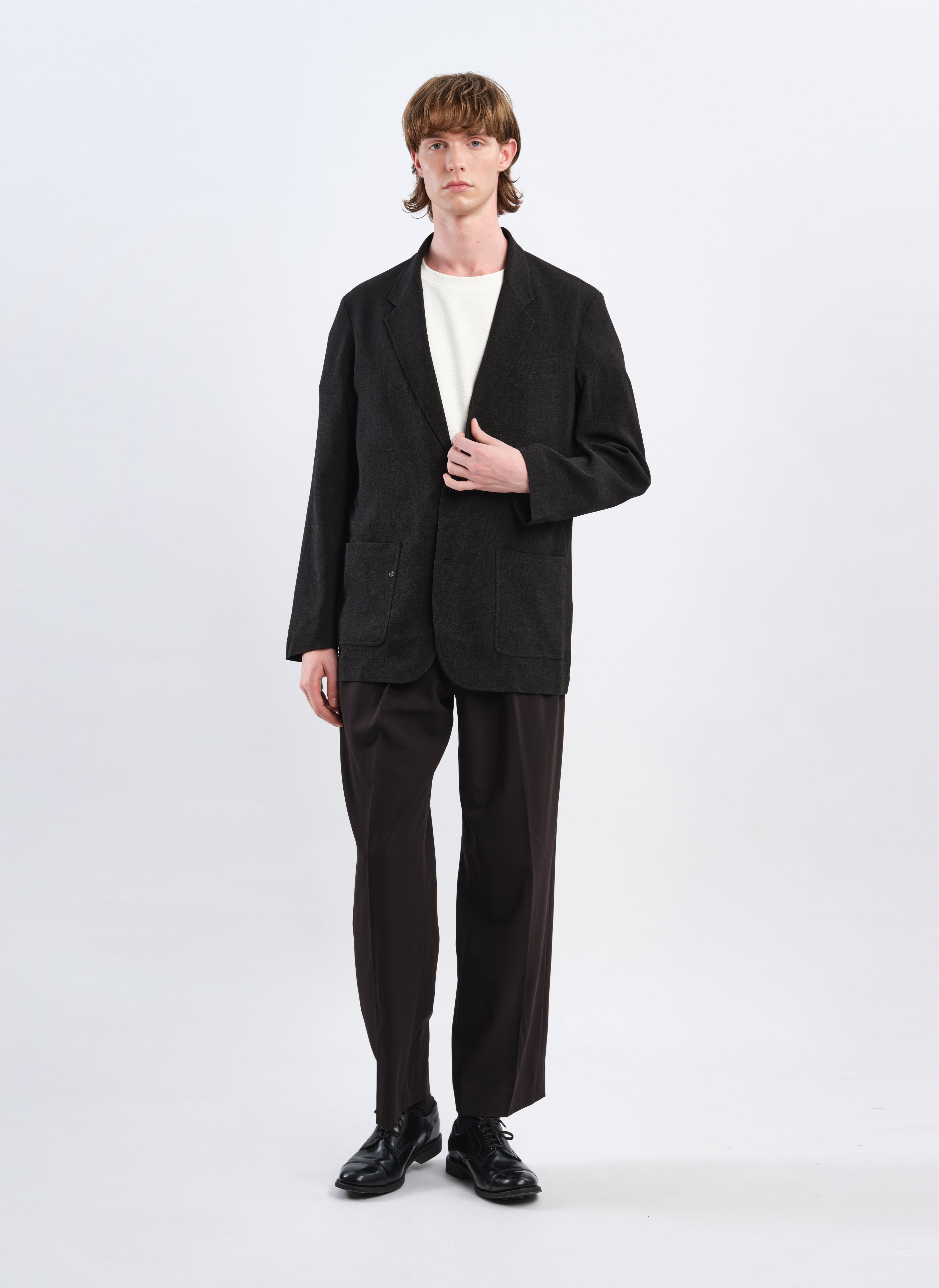 Soft Polyester Single-Breasted Blazer for Women - Lightweight Comfortable Office Wear & Business Casual Jacket - Perfect for Work, Meetings, and Professional Events