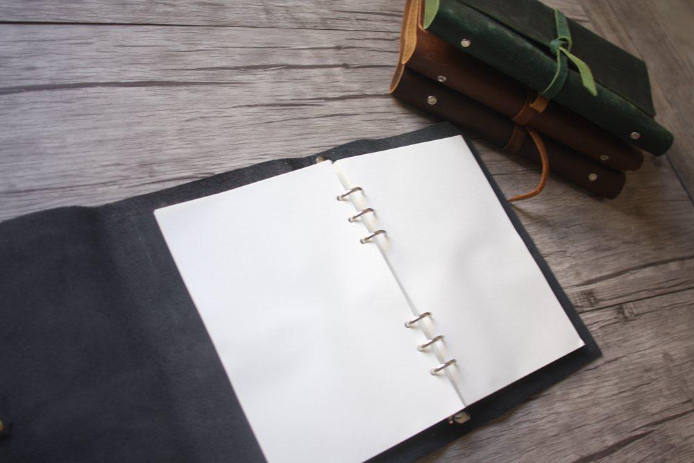 Premium Refillable Black Leather Notebook Journal - Elegant Writing Diary for Business, Travel & Personal Use - Perfect Gift for Professionals & Students