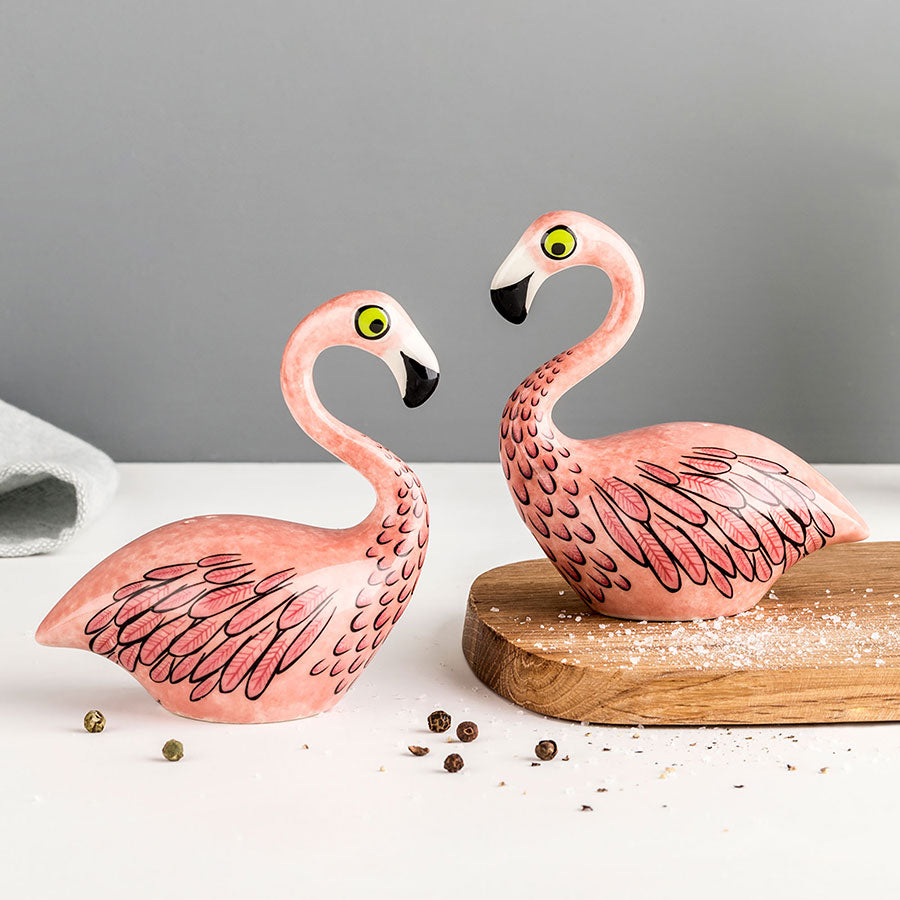 Handmade Ceramic Flamingo Salt and Pepper Shakers Set - Elegant Kitchen Tableware for Dining, Gift, and Home Decor