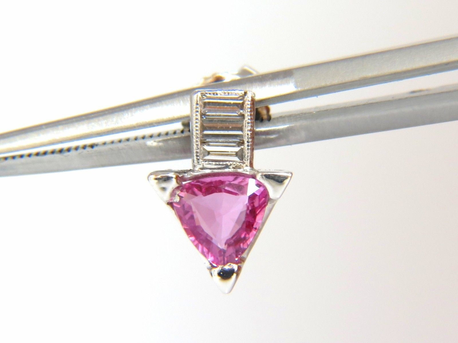 1.90ct Natural Vivid Pink Trilliant Sapphire Diamond Stud Earrings in 14K Gold – Elegant Jewelry for Weddings, Parties & Special Occasions