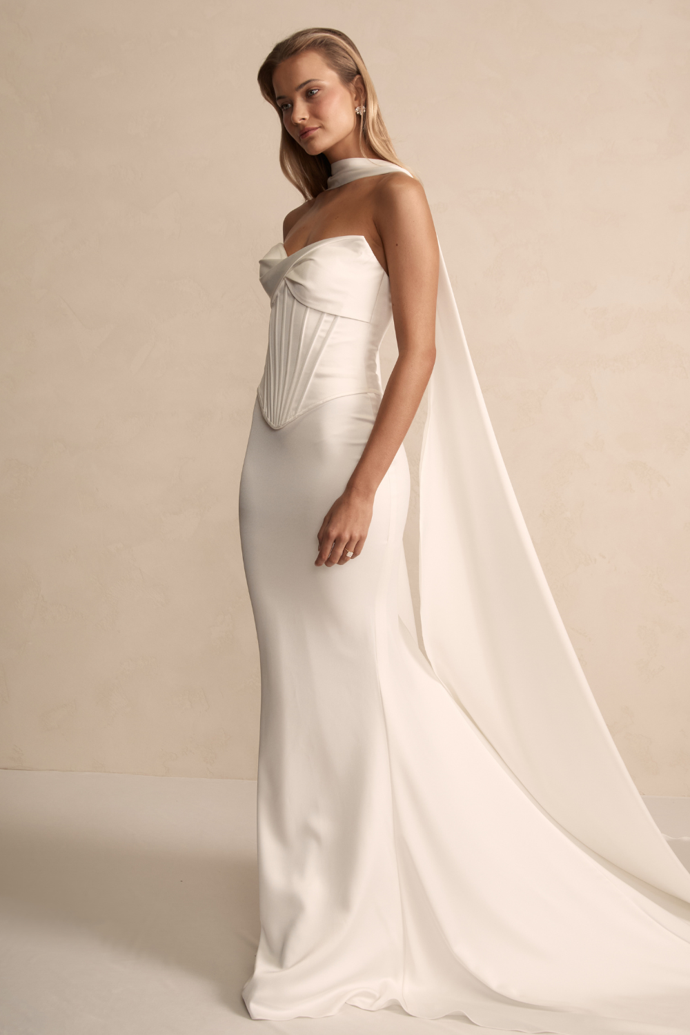 SOL Ready-to-Wear Women's Fashion Clothing - Stylish Outfits for Casual, Work & Special Occasions