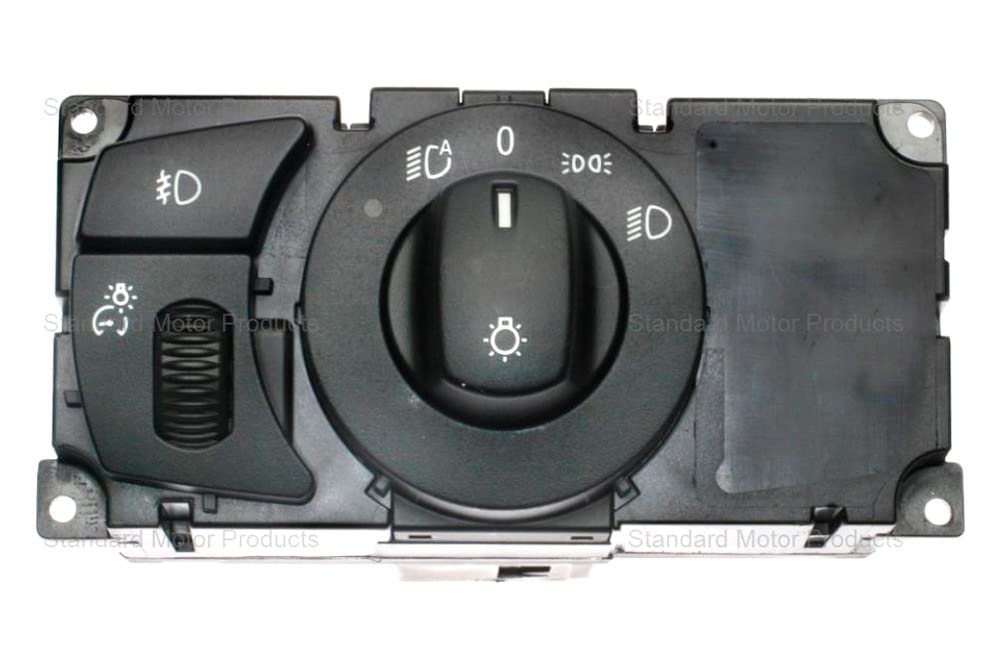 Standard Motor Products HLS-1490 Headlight Switch - Replacement Headlight Switch for Cars & Trucks - Perfect for Night Driving & Vehicle Lighting System Upgrades