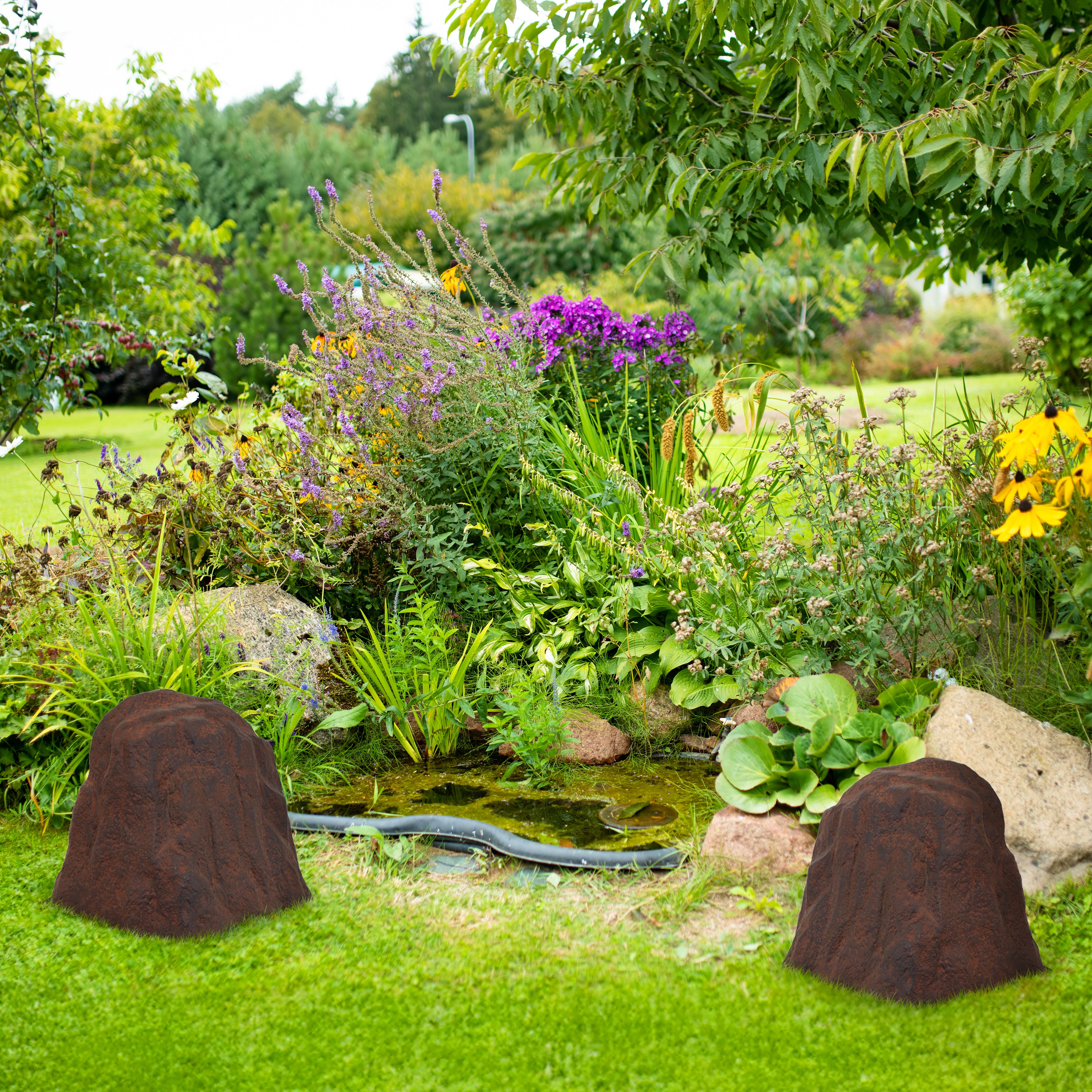 Sunnydaze Polyresin Landscape Rock Cover with Stakes - Decorative Yard Rock Cover for Outdoor Garden, Lawn, and Patio - Weatherproof and UV Resistant - Perfect for Hiding Utility Boxes, Cables, and Unsightly Areas