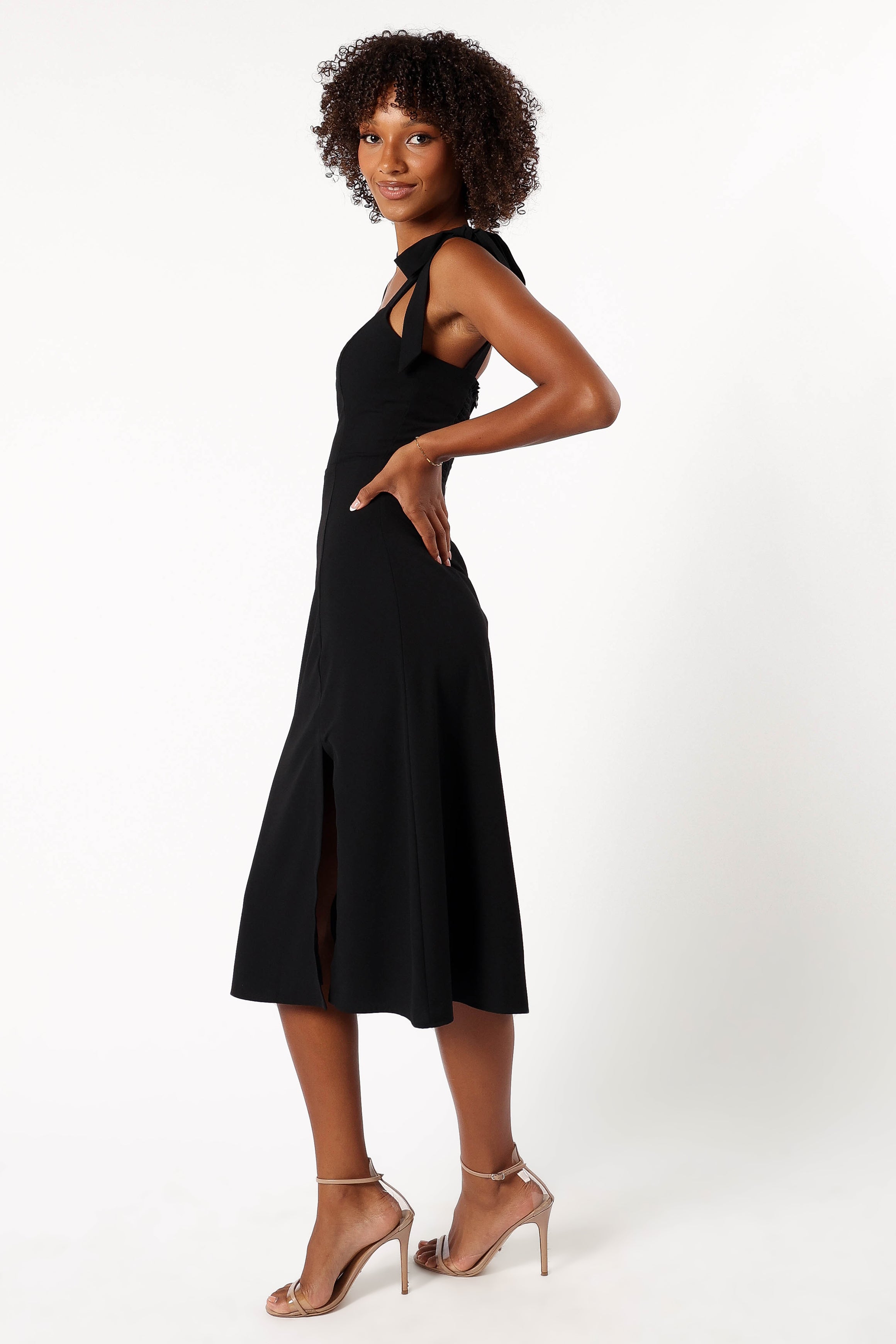 Laurel Dress in Black - Elegant Women's Formal & Casual Wear for Parties, Work, and Special Occasions