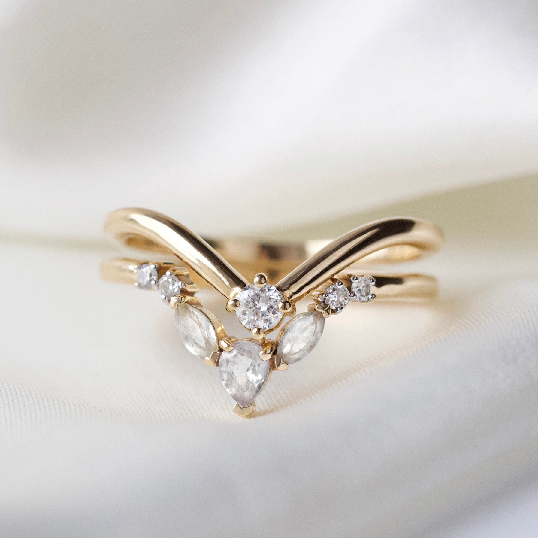 1 Carat Diamond Solitaire Wedding Band for Women - 14K White Gold Engagement Ring - Perfect for Proposals, Anniversaries & Bridal Jewelry