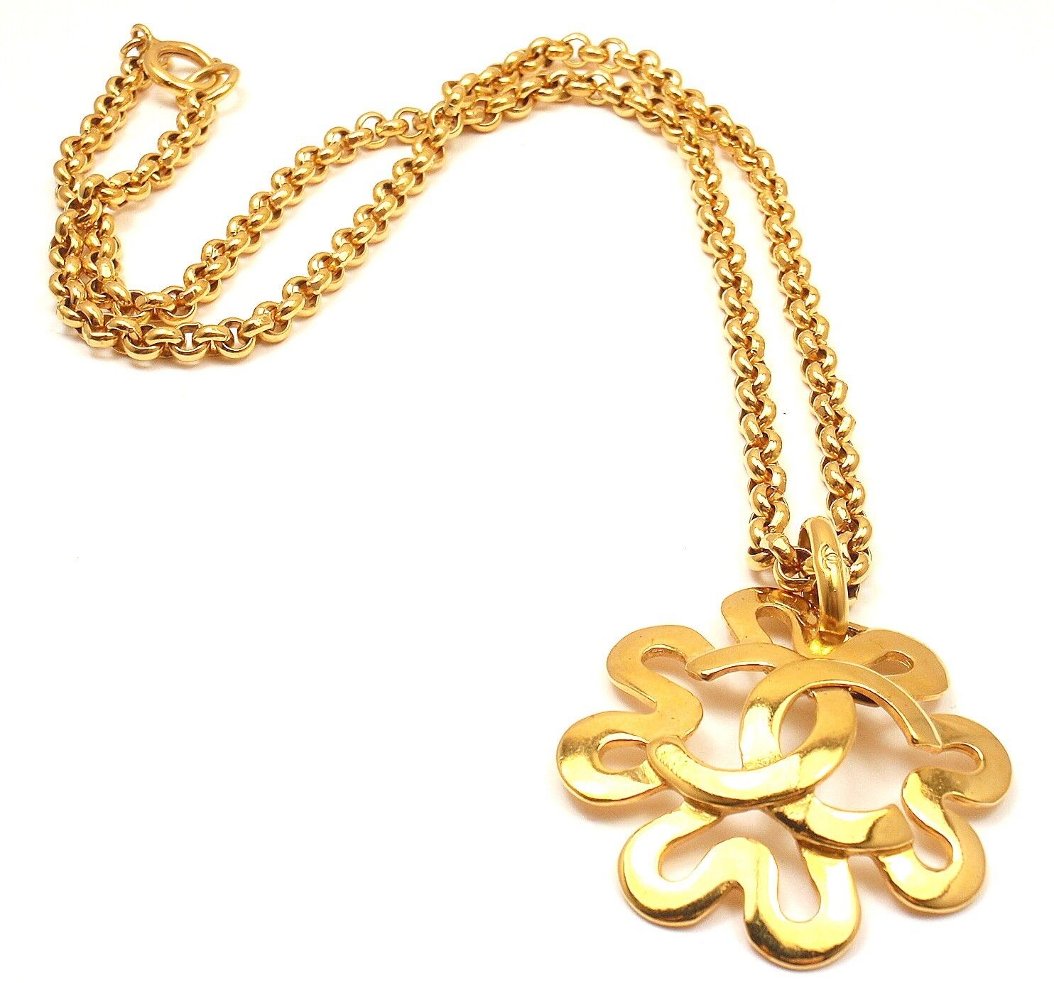 Authentic Chanel Vintage Gold Tone Logo CC Daisy Necklace - Elegant & Timeless Jewelry for Women, Perfect for Parties, Weddings & Special Occasions