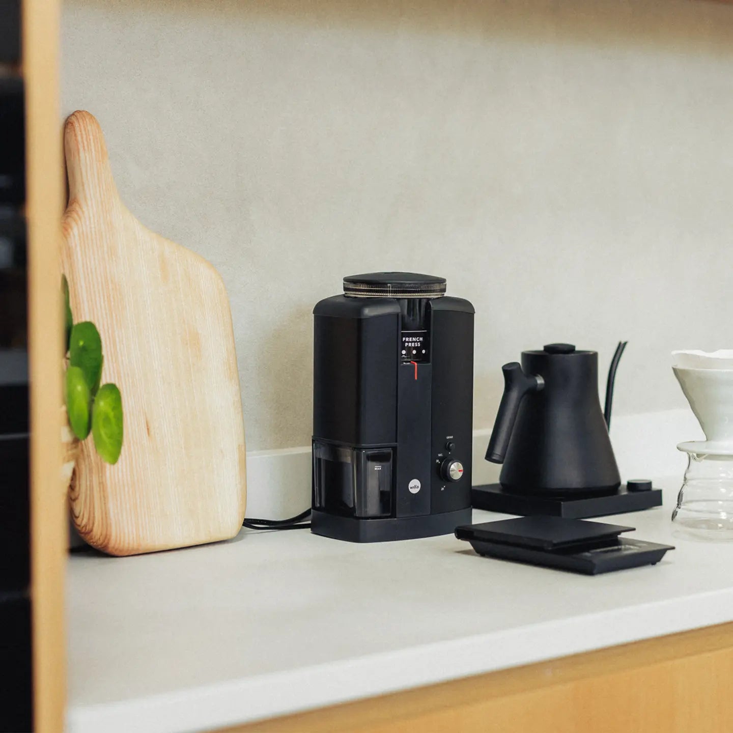 Wilfa Svart Aroma Premium Coffee Grinder - Black - Perfect for Home Baristas & Specialty Coffee Lovers