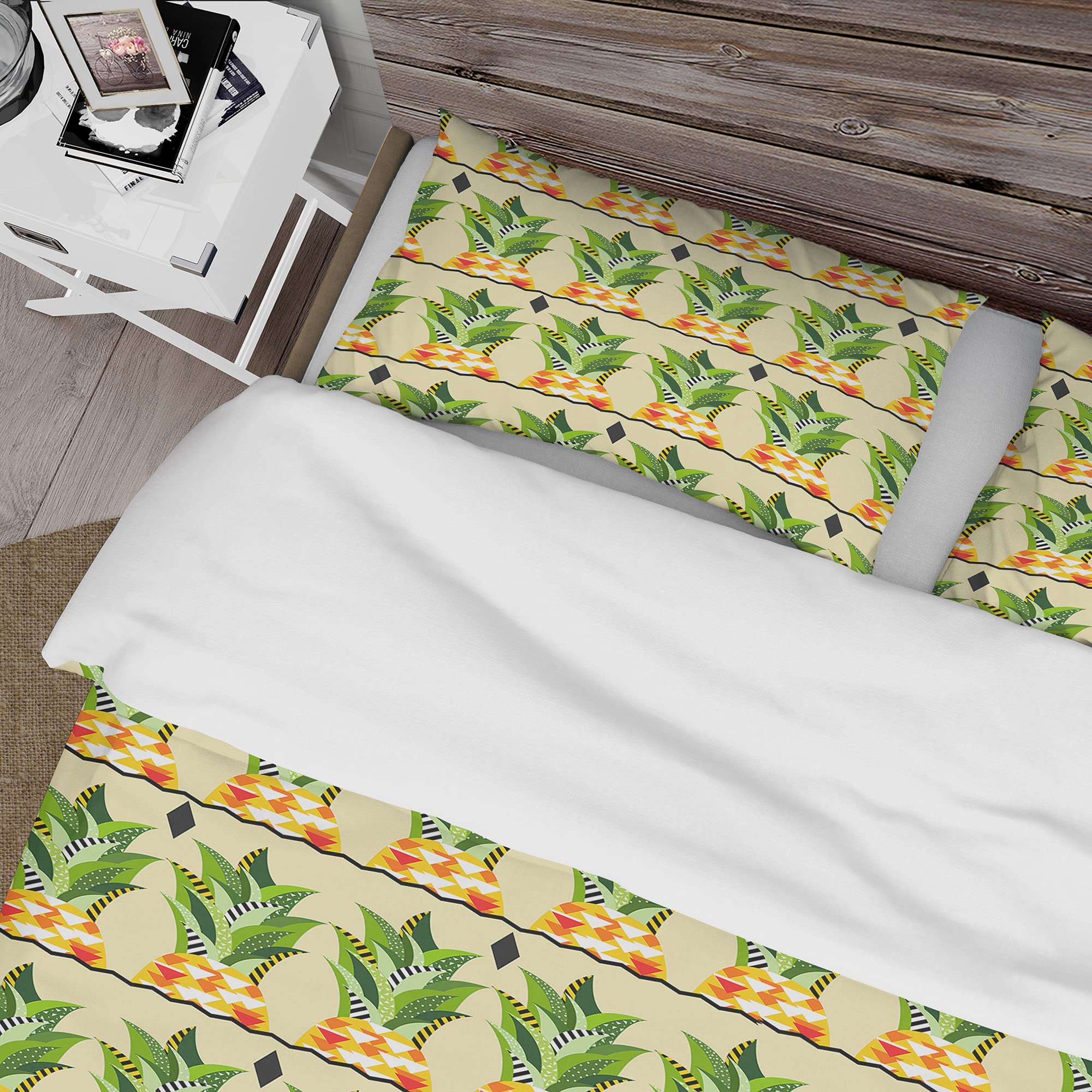 DesignQ Pineapple Heads with Geometric Body Duvet Cover Set | Soft & Stylish Bedding for Kids & Adults | Perfect for Bedrooms, Dorms, and Guest Rooms