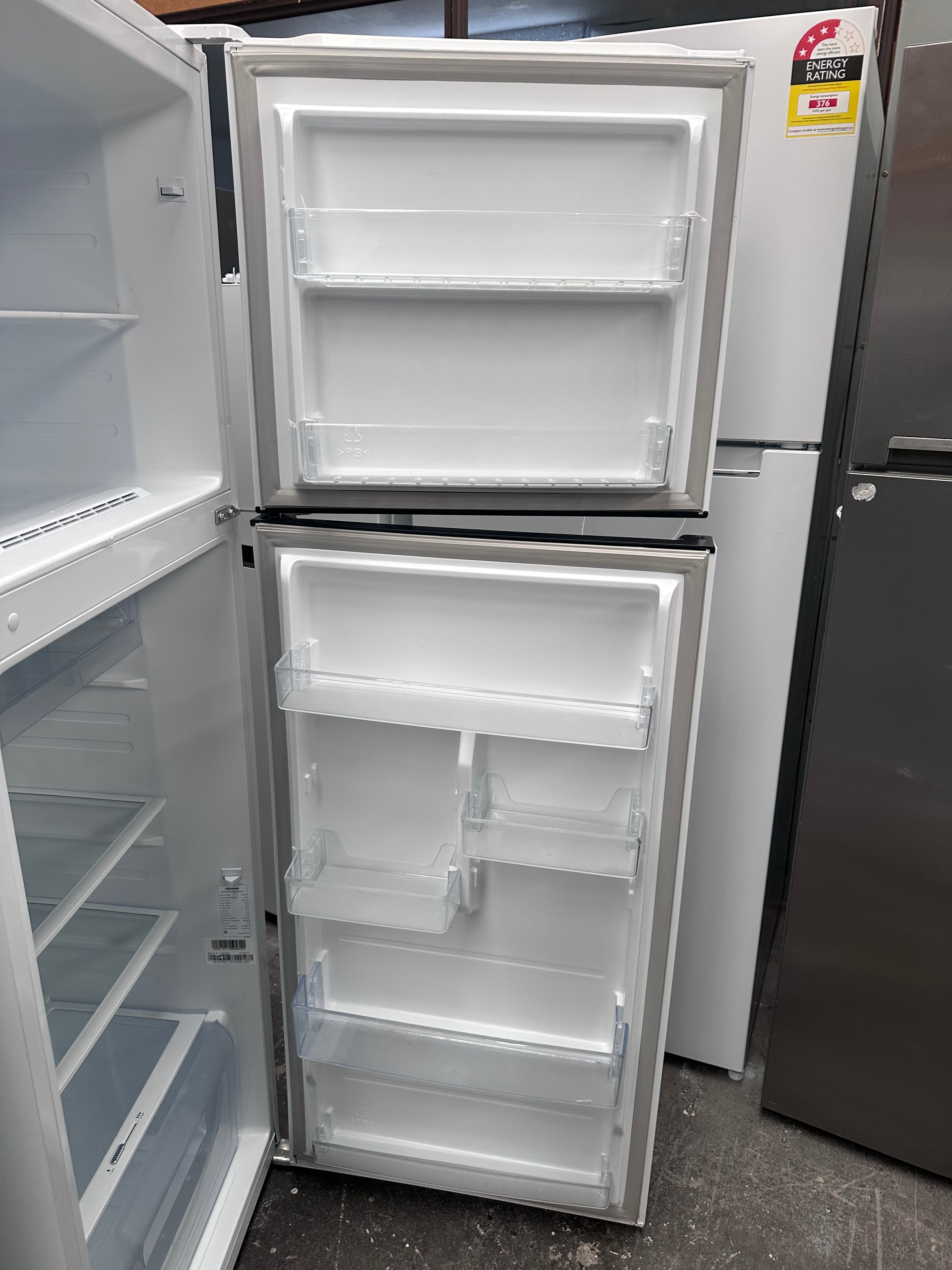 Hisense 350L Top Mount Refrigerator - Energy Efficient, Frost Free [Refurbished] - Perfect for Small Kitchens, Apartments & Dorm Rooms