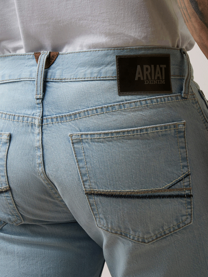 Ariat Men's M7 Slim Toro Straight Jean - Cali Ultralight Denim Pants for Work & Casual Wear | Comfortable Slim Fit for Everyday Use & Outdoor Activities
