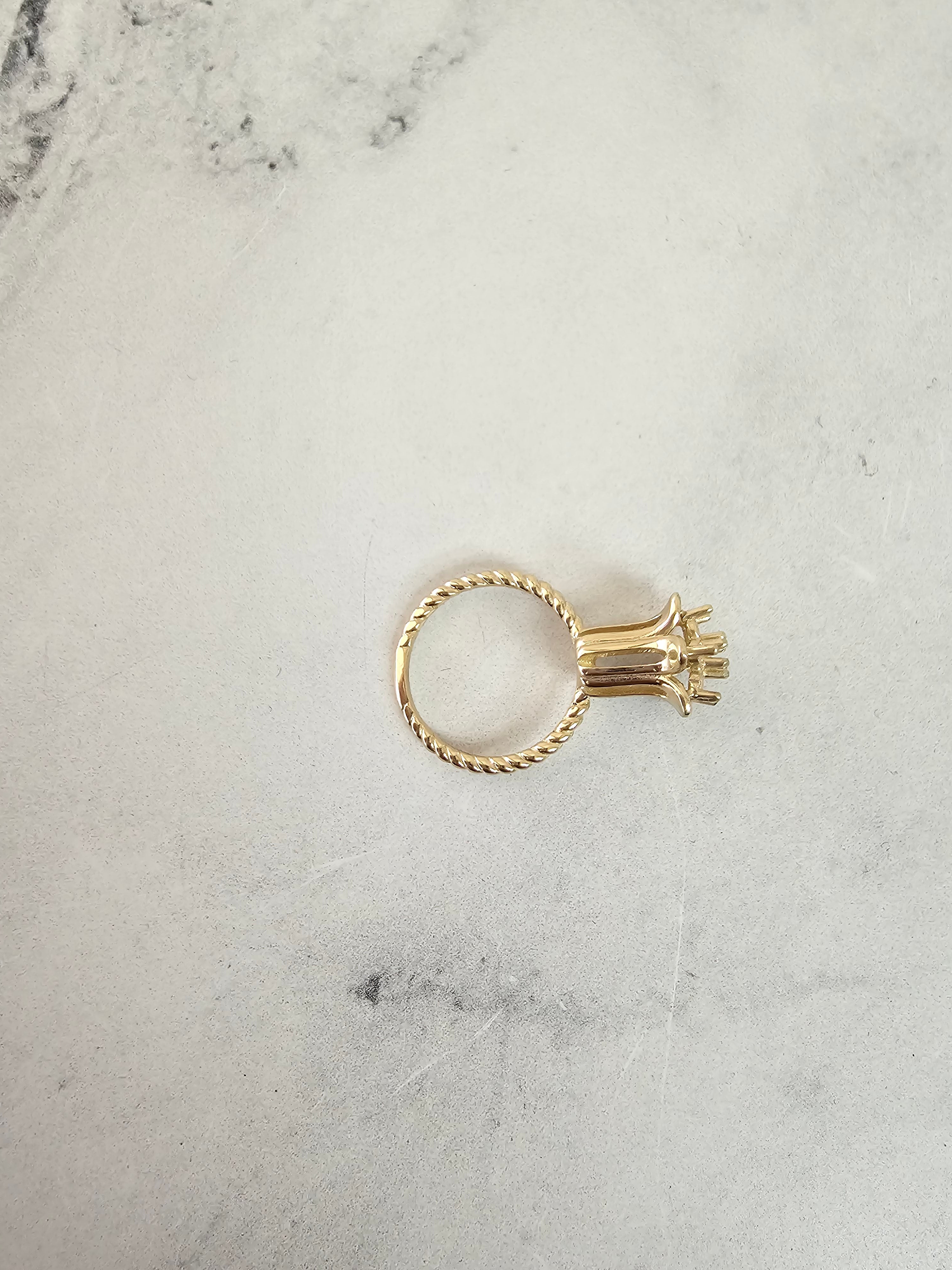 14K Yellow Gold Tall Diamond Tulip Ring - Elegant Floral Jewelry for Women, Perfect for Weddings, Anniversaries & Special Occasions