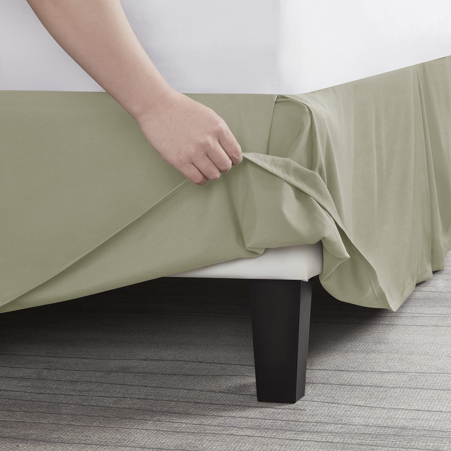 Nestl Green King Size Bed Skirt - 14 Inch Drop Brushed Microfiber Bed Skirt with Hotel Quality Pleats | Shrink & Fade Resistant | Perfect for Luxury Bedrooms & Hotel Room Decor