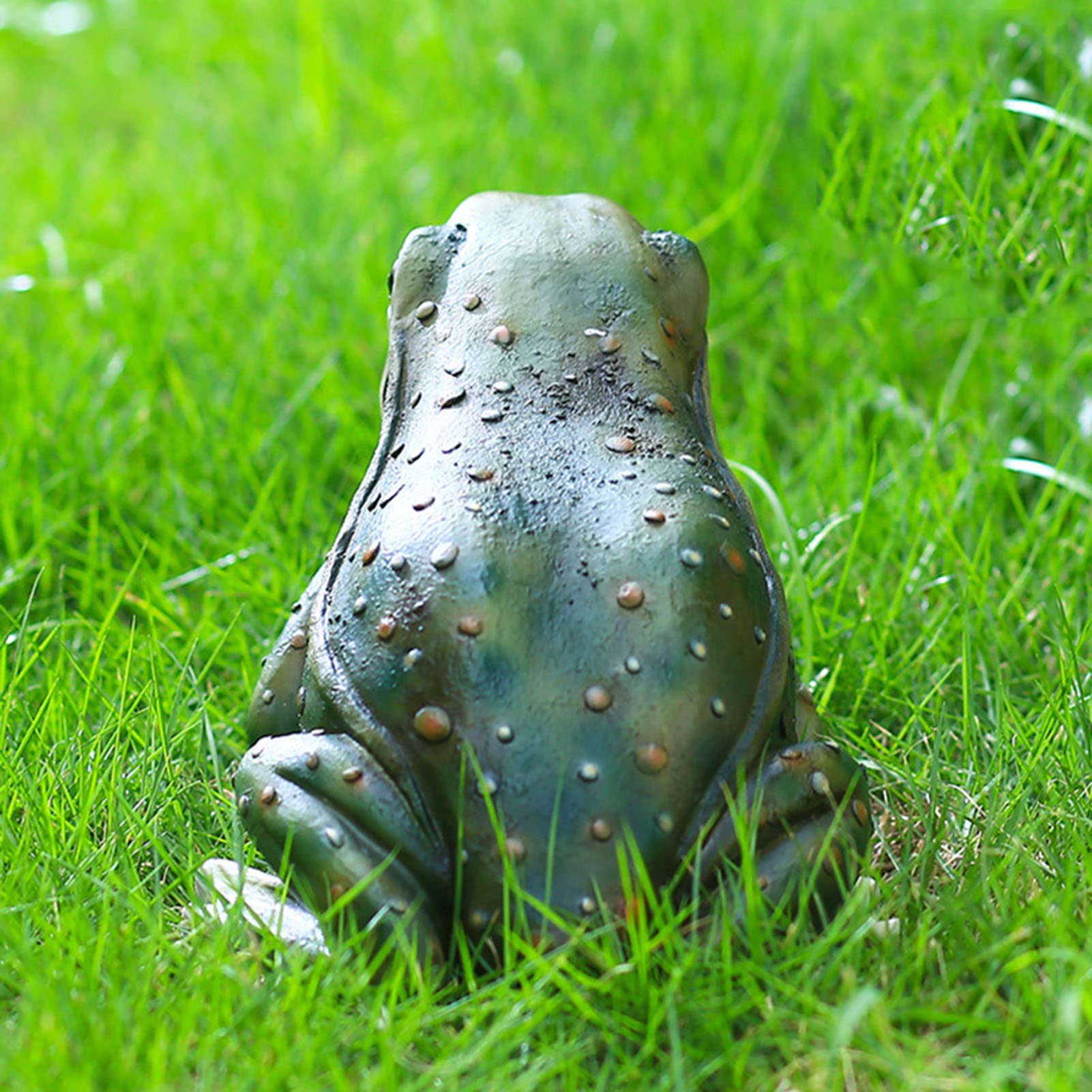Hand-Painted Resin Frog Garden Statue - Frost-Resistant Outdoor Lawn Ornament, Patio Decor & Unique Gift for Nature Lovers | Perfect for Gardens, Yards, and Indoor Home Décor