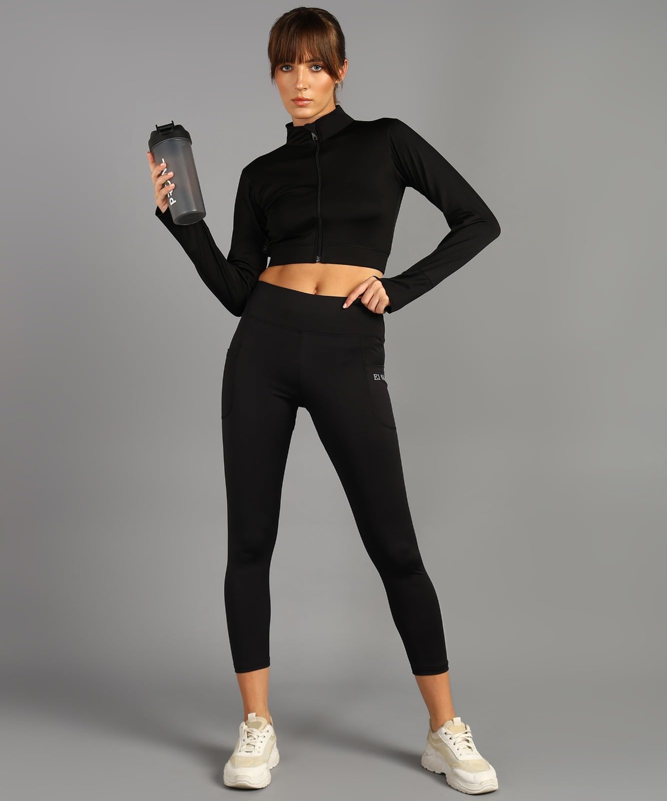 Women's Zip-Up Cropped Workout Top with Thumbholes - Breathable & Stylish Gym Activewear for Running, Yoga & Fitness Training