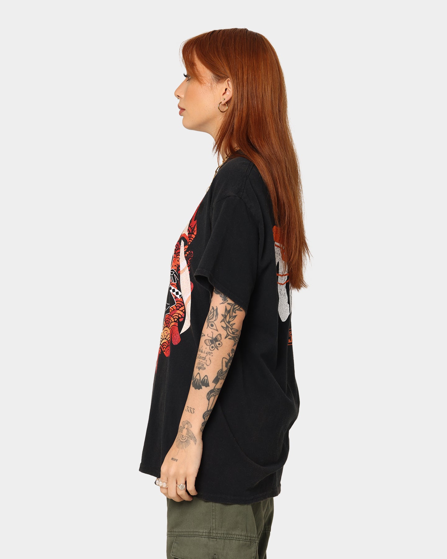 Vintage Samurai Jack T-Shirt - Black Retro Anime Graphic Tee for Men & Women - Perfect for Cosplay, Casual Wear & Anime Fans