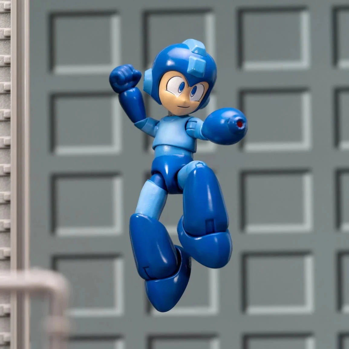 Mega Man 1:12 Scale Collectible Action Figure - Blue Bomber Video Game Character Model for Display, Cosplay & Gift Giving - Perfect for Anime Fans, Gamers & Collectors