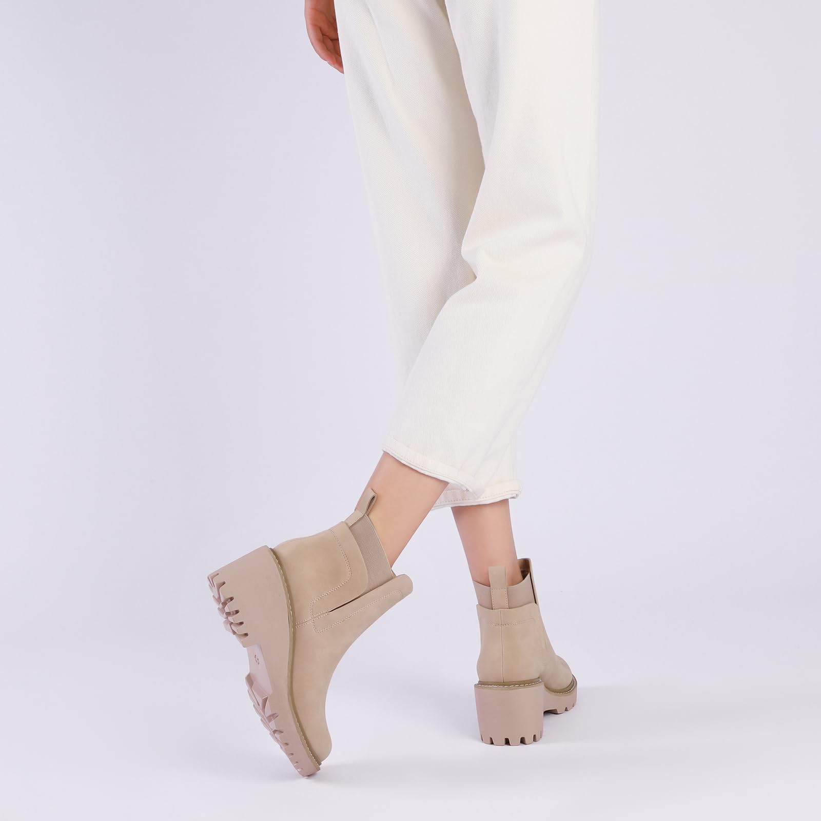 Mostrin Women's Chelsea Boots - Slip On Platform Ankle Booties with Chunky Lug Sole & Elastic Side for Fall/Winter | Casual Outfits, Workwear, Date Night Fashion