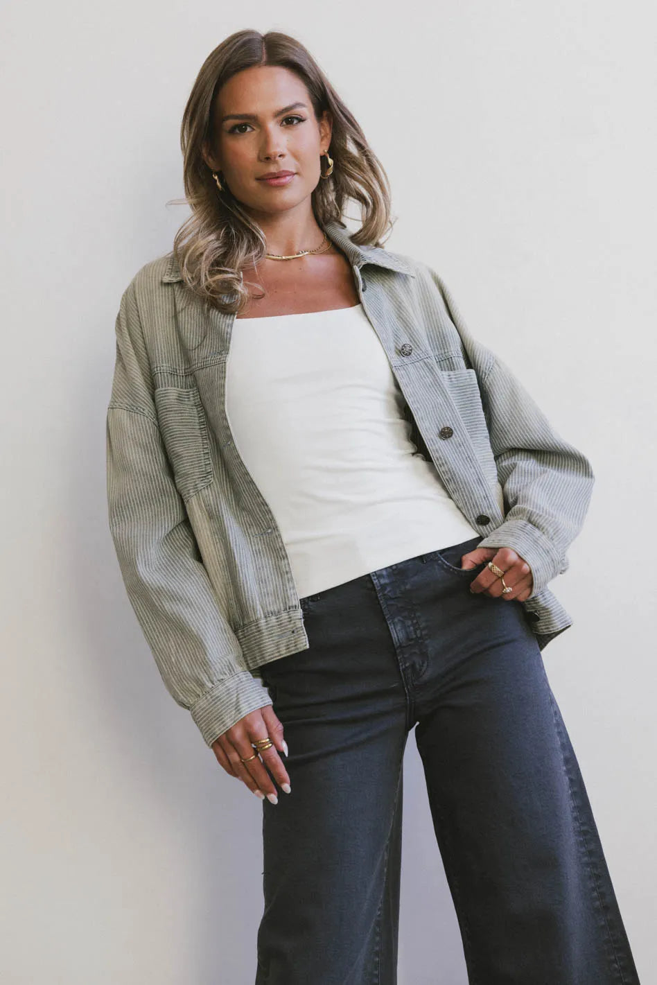 Evra Light Wash Denim Jacket for Women - Vintage Distressed Denim Jacket with Button Front - Casual Spring & Fall Outerwear for Street Style