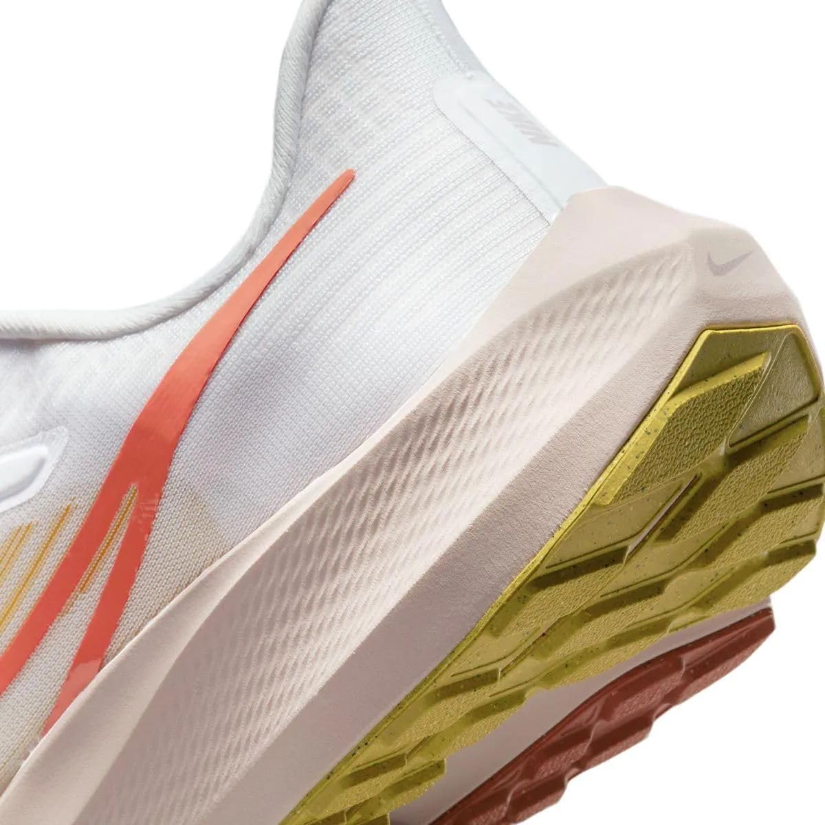 Nike Air Zoom Pegasus 39 Women's Running Shoes - Lightweight Cushioned Trainers for Jogging & Gym Workouts | Perfect for Road Running, Marathon Training & Daily Fitness