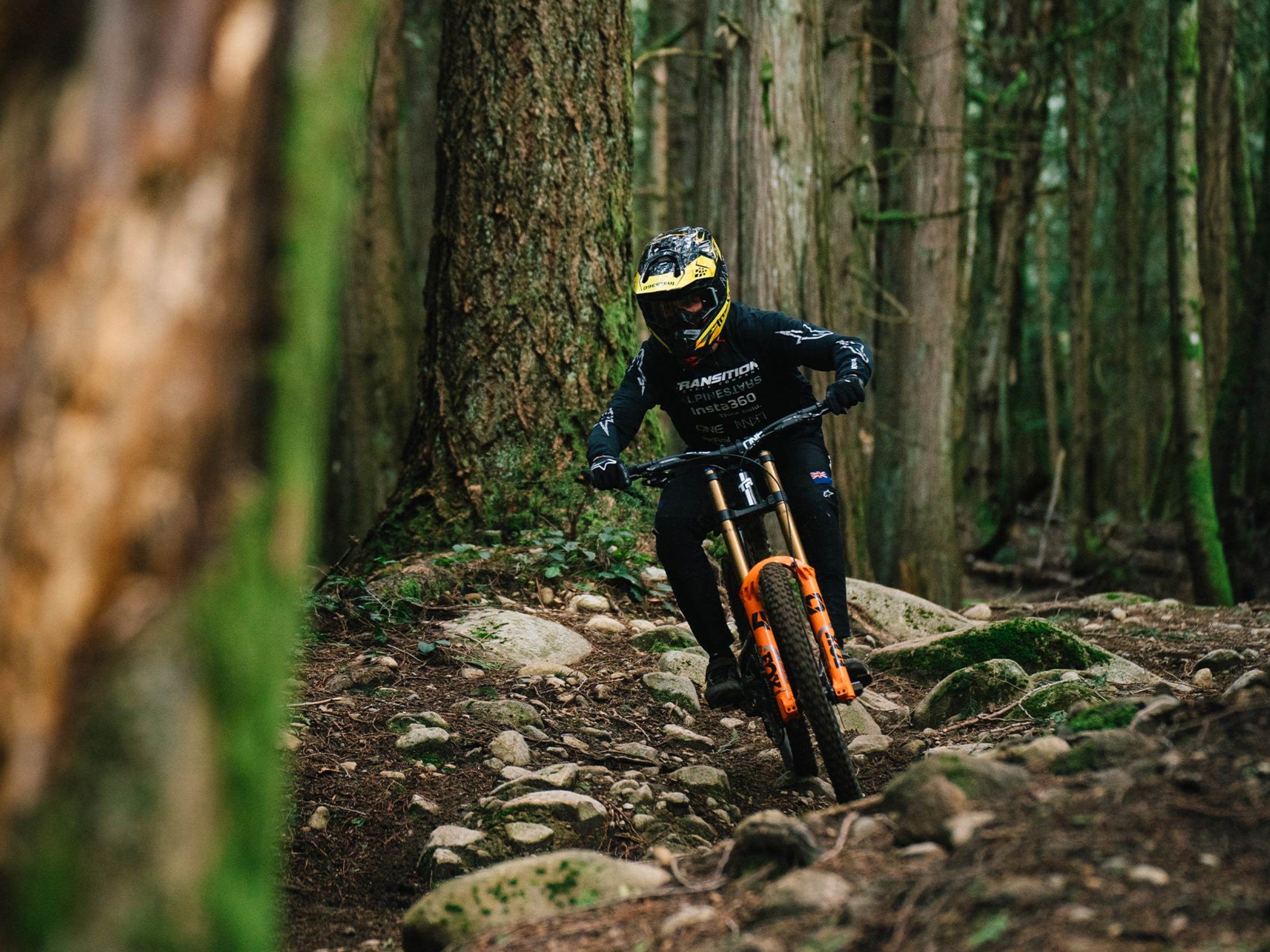 TR11 Transition Lenses - Photochromic Sunglasses for Men & Women, UV Protection, Lightweight & Comfortable for Driving, Outdoor Sports & Everyday Wear