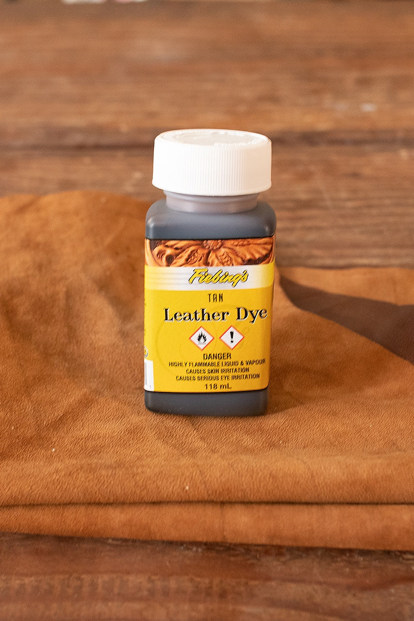 Fiebing's Leather Dye 118ml (4oz) - Professional Tan Color Leather Stain for Shoes, Bags, Furniture | DIY Leather Crafting & Repair Supplies