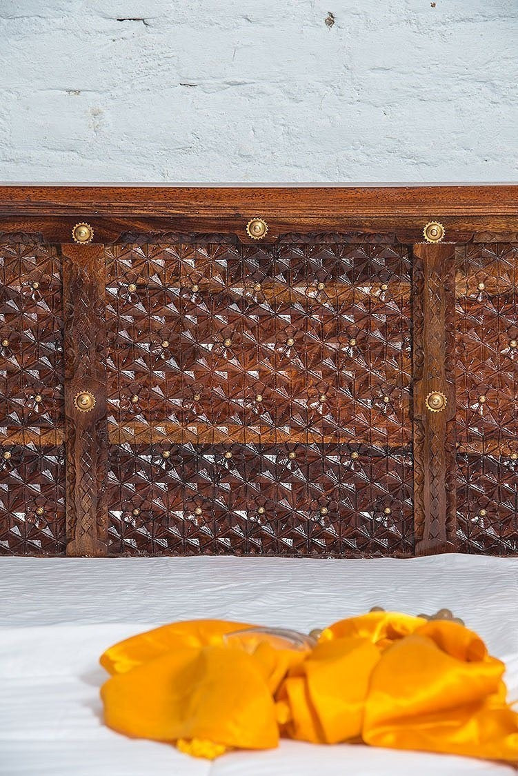 Antique Brass Embossed Solid Wood Storage Bed with Brass Panache - Elegant Vintage Bedroom Furniture for Master Bedroom & Guest Room