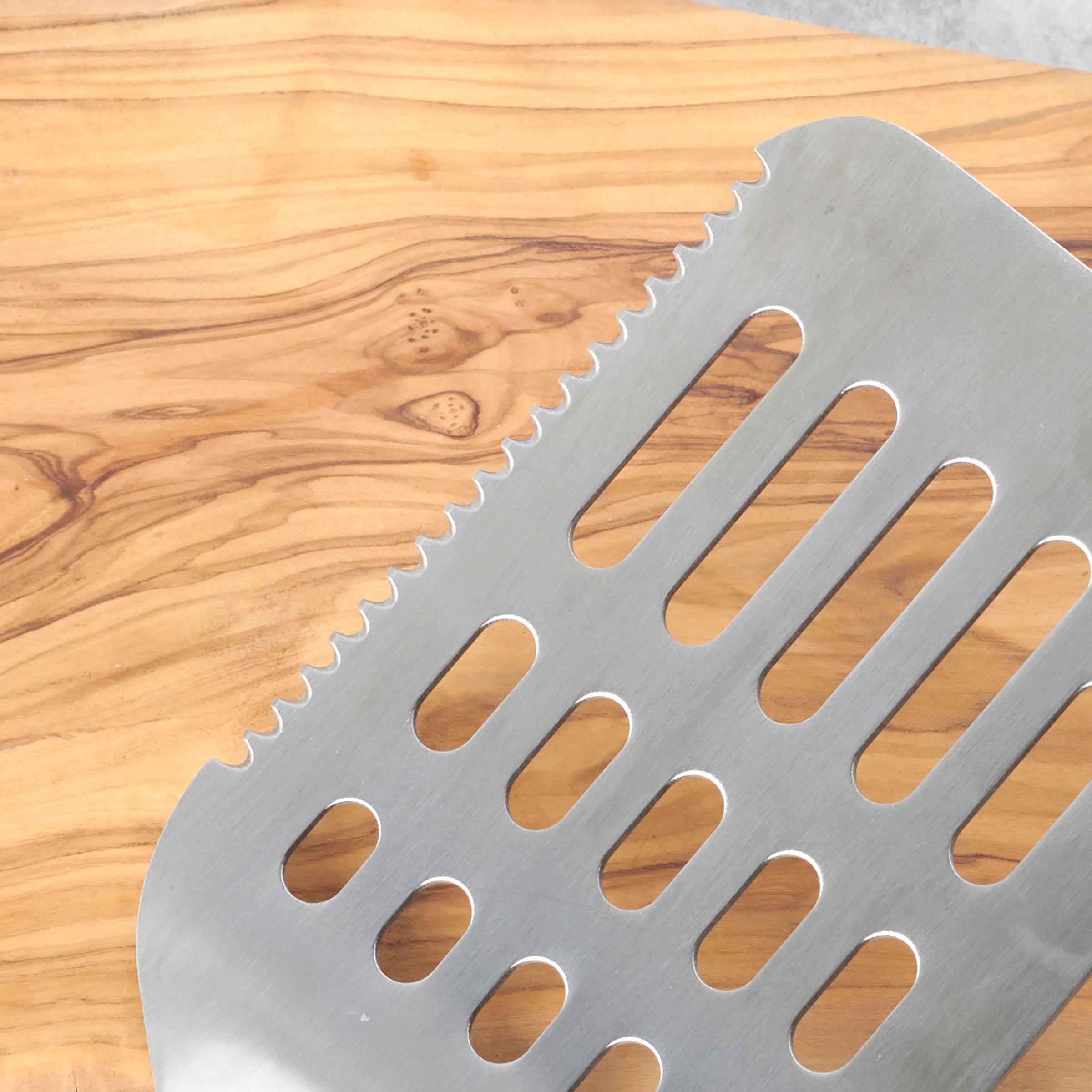 Premium Stainless Steel Slotted Turner Spatula - Heavy Duty Kitchen Utensil for Flipping Pancakes, Burgers & Eggs - Perfect for Grilling, Cooking & Baking