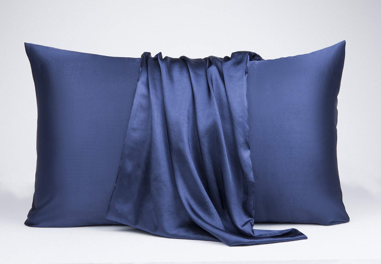 Luxury Satin-Silk King Size Pillowcase - Navy Blue Cooling Pillow Cover for Hair & Skin Care, Breathable Super Soft Pillowcase for Bedroom, Hotel & Travel - King (20x36 Inches)