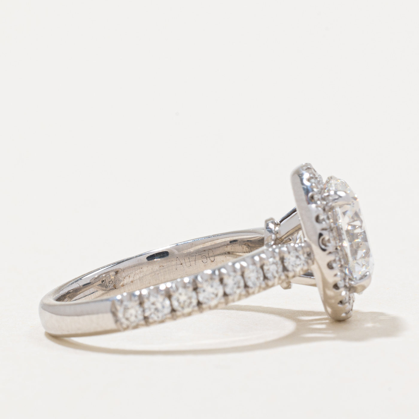 2.70ct GIA Certified Diamond Halo Engagement Ring - GIA 2.70ct E VS1 Excellent Cut - 3.20ctw Total Weight - Size 5 - Perfect for Proposals, Anniversaries & Special Occasions
