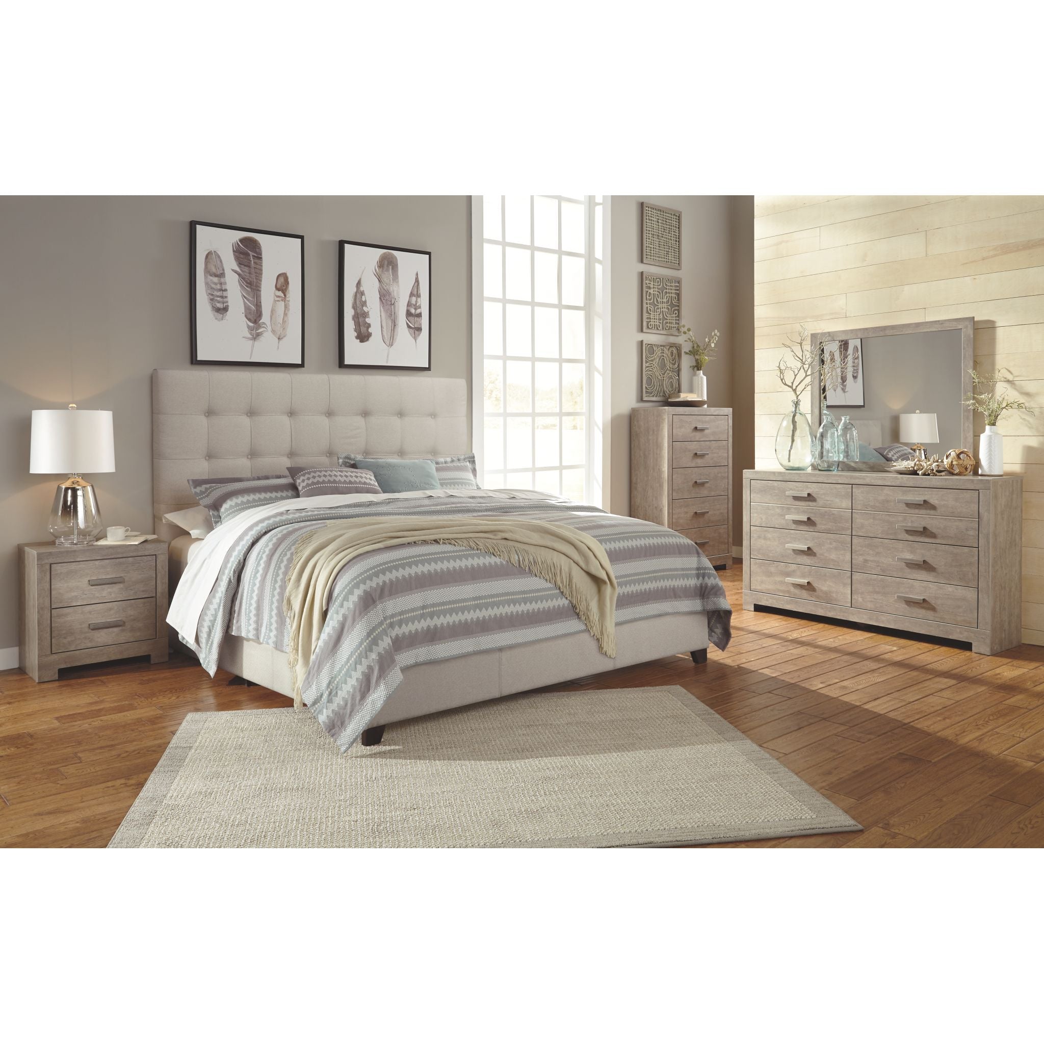 Dolante Upholstered Queen Size Bed Frame with Button Tufted Headboard - Modern Platform Bed for Bedroom, Guest Room & Master Suite