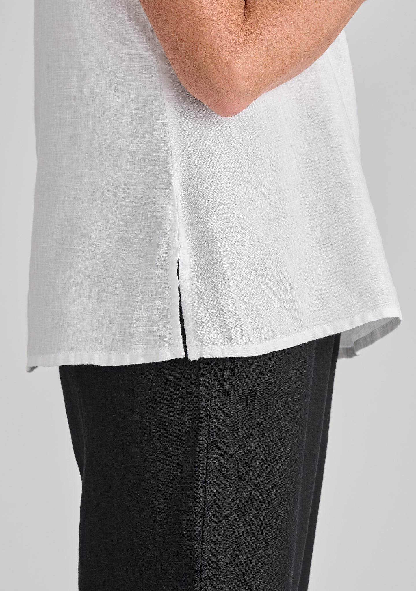Essential Linen Tank Top for Women - Soft Breathable Summer Casual Wear - Perfect for Yoga, Beach, and Everyday Outfits
