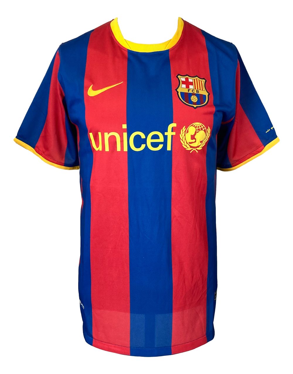 Authentic David Villa Signed Barcelona Nike Soccer Jersey - Limited Edition Collectible for Fans & Memorabilia Enthusiasts - Perfect for Display, Gifting, and Sports Memorabilia Collections