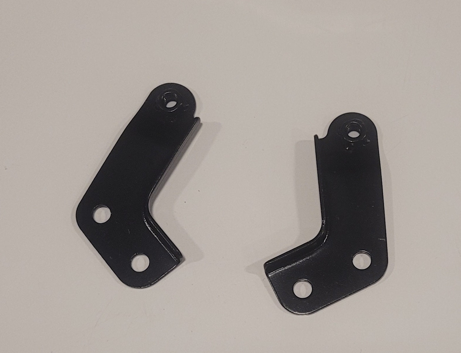 G2000 Side Cover Bracket - Replacement Part for Machinery & Equipment - Perfect for Industrial Maintenance & Repair