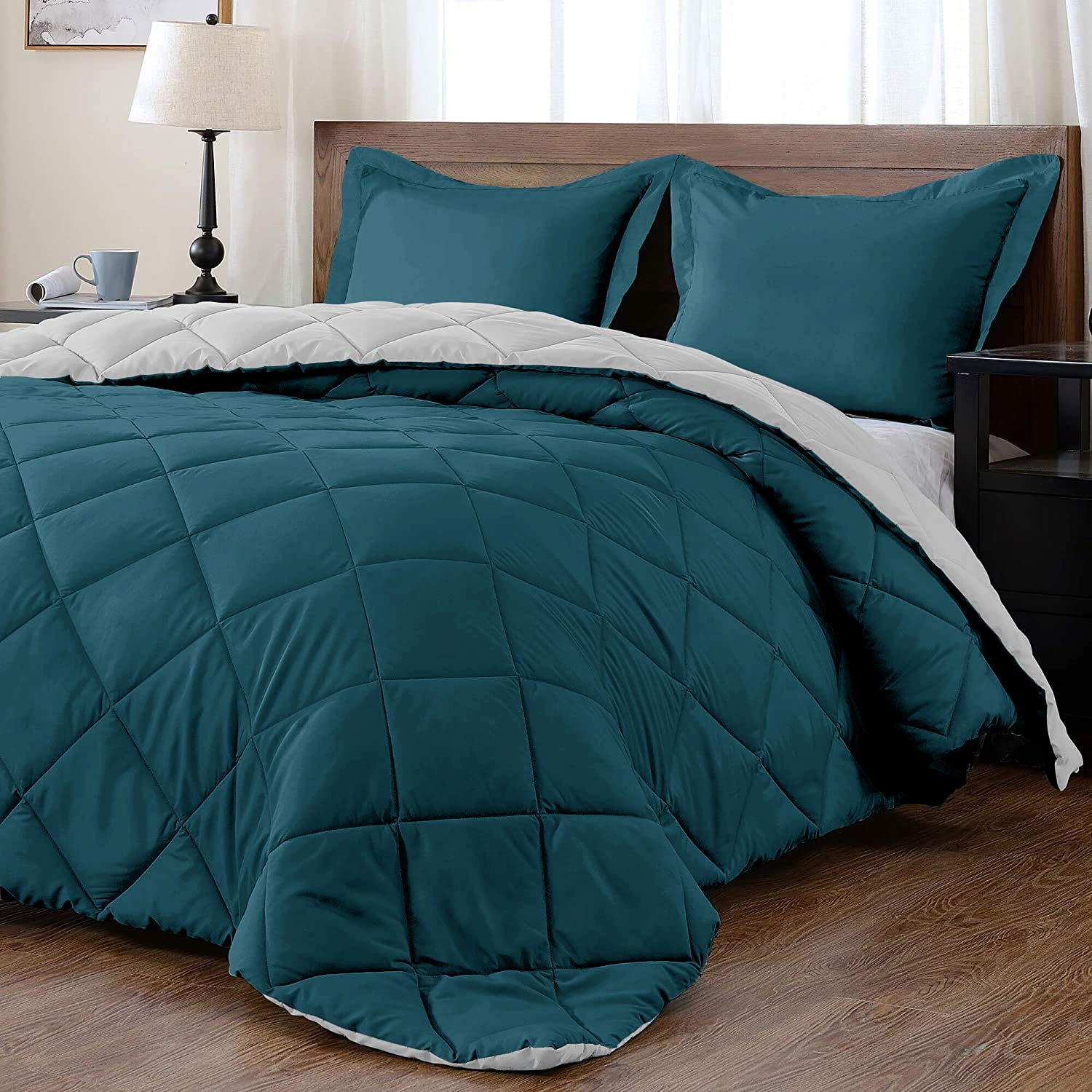 Reversible Down Alternative Comforter Set - 3 Piece Queen Size (88