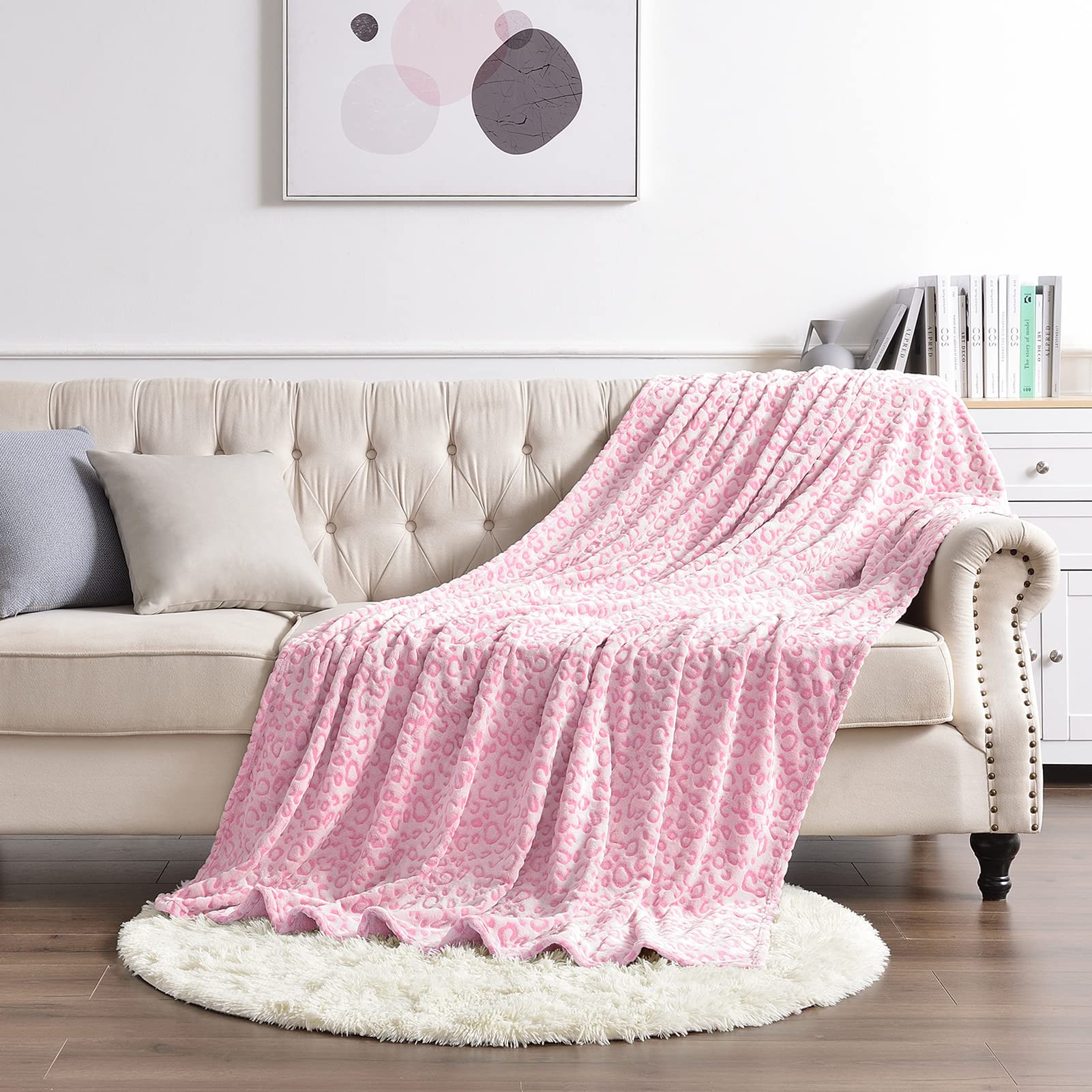 Premium Leopard Print Fleece Throw Blanket - Ultra Soft Lightweight Microfiber Plush for Couch, Sofa & Bed - Cozy Warm King Size (108x90 inches) in Pink - Perfect for Home Decor, Winter Snuggling & Gift Giving